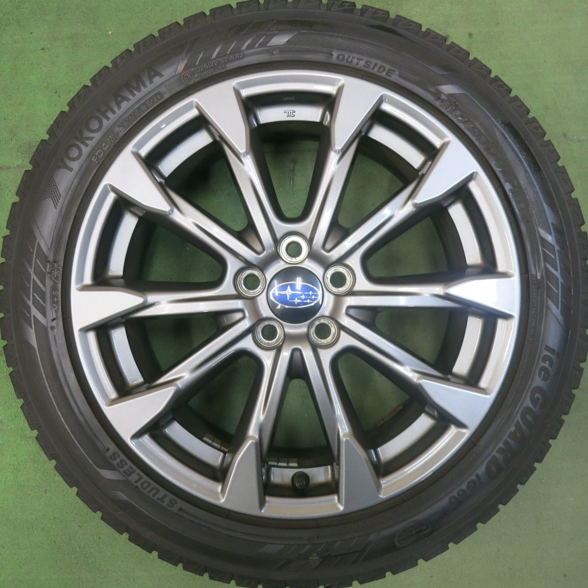 バリ溝！キレイ！9.5分★スバル インプレッサ スポーツ 純正 215/50R17 スタッドレス ヨコハマ アイスガード iG60 17インチ PCD100/5H★5102502SKス