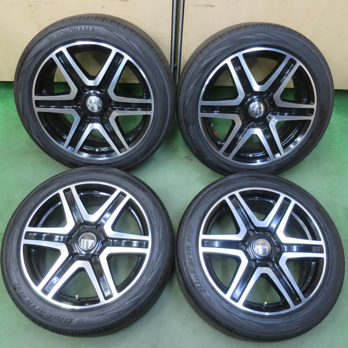 付属品付き！バリ溝！9.5分◎TAW T's FACTORY 225/50R18 ヨコハマ ブルーアース RV-02 ティスファクトリー 18インチ PCD139.7/6H◎6080709イノ