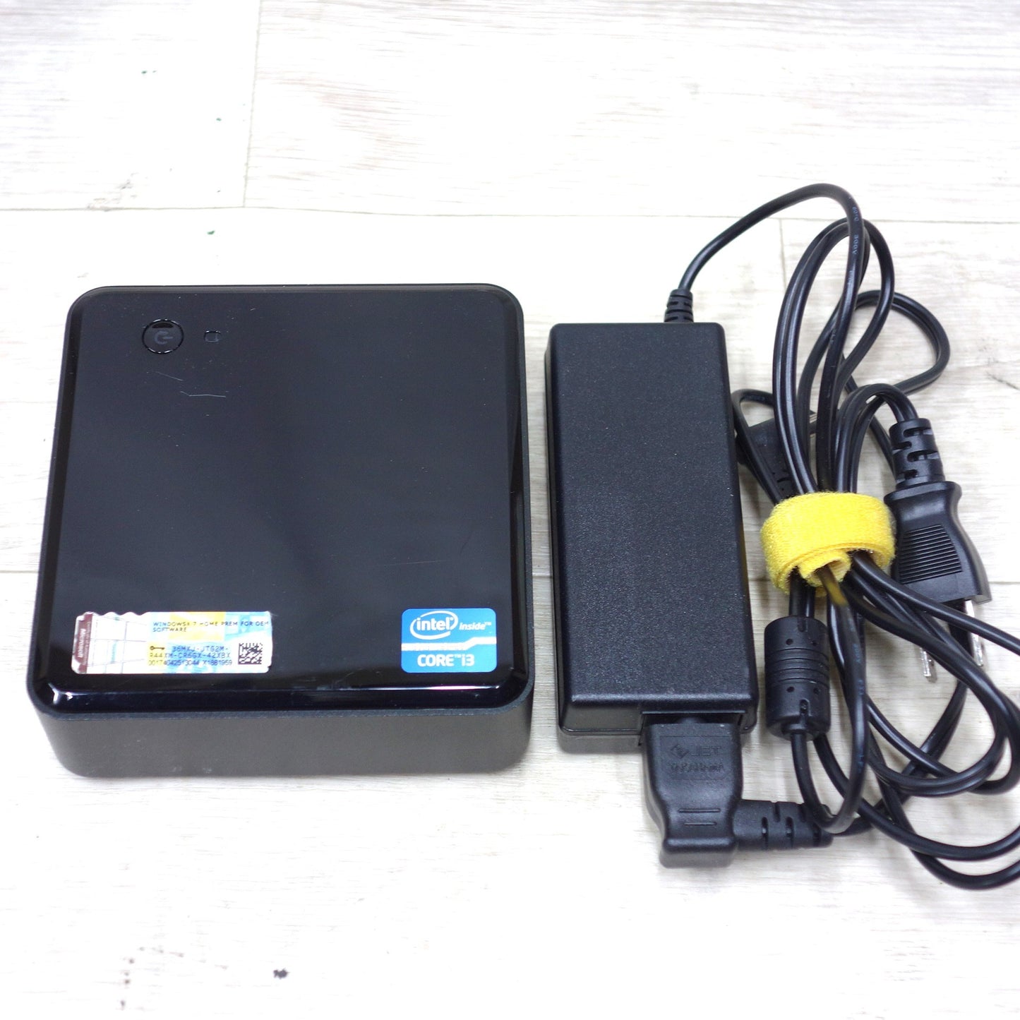 [送料無料] ◆インテル Intel NUC 小型 PC DC3217IYE 電源アダプター 付き Corei3-3217U メモリ 8GB Win10 Home 64bit ③◆