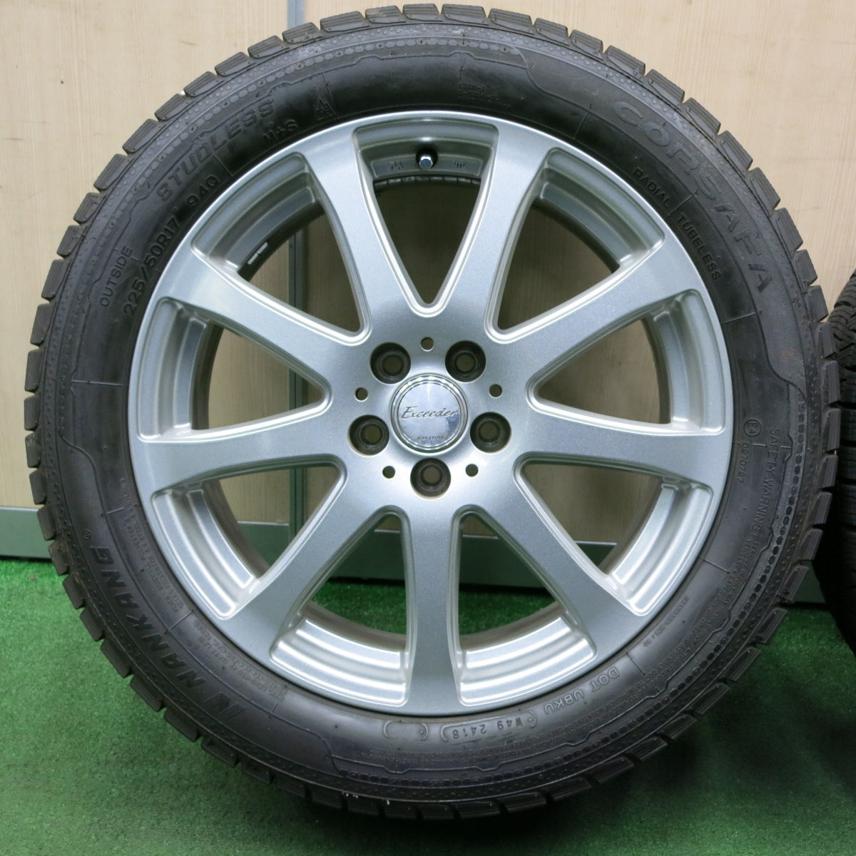 *送料無料* バリ溝！キレイ！9.5分★レガシィ等 225/50R17 スタッドレス ナンカン CORSAFA Exceeder エクシーダー 17インチ PCD100/5H★4031903NJス
