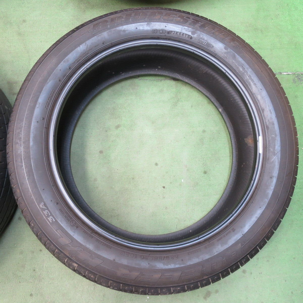 バリ溝！9.5分★235/55R20 ブリヂストン デューラー H/L 33A タイヤ 20インチ レクサス RX ムラーノ 等★6030403イノタ