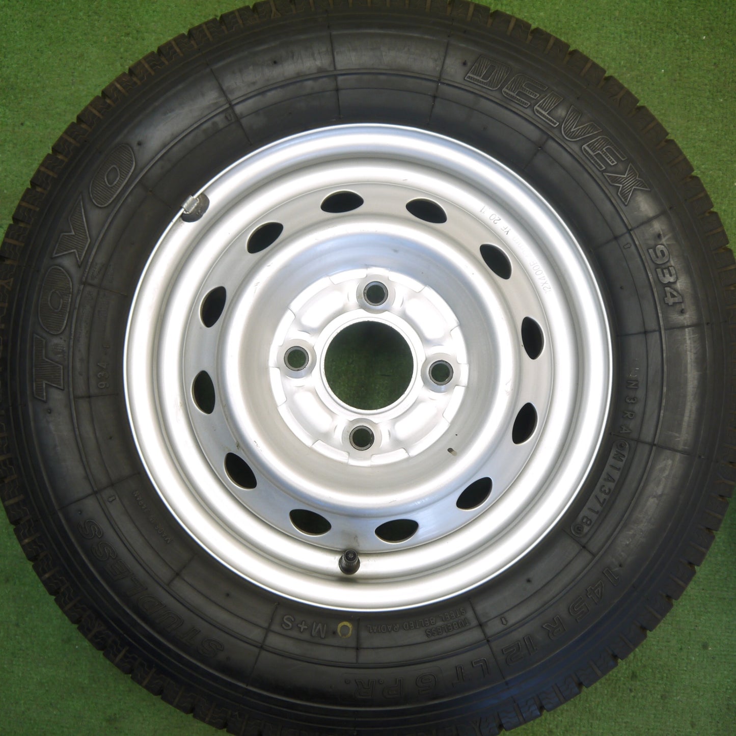 ほぼ未使用！キレイ◎スタッドレス 145R12 8PR トーヨー デルベックス 934 スチール ホイール DELVEX 12インチ PCD100/4H◎6072907Hス