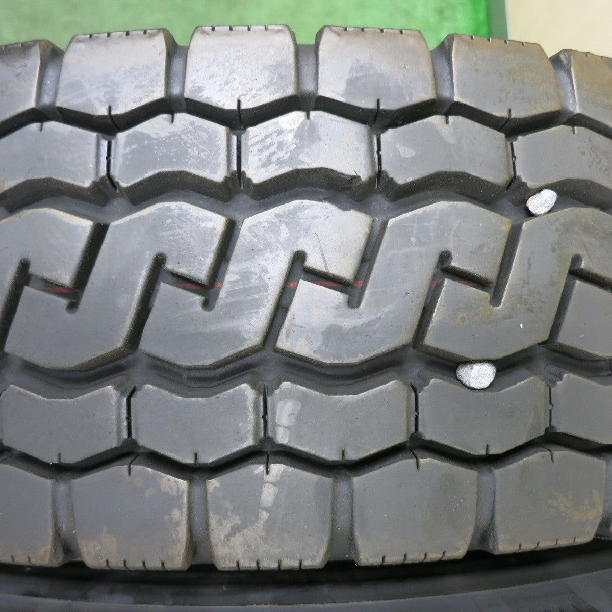 *送料無料* バリ溝！20年！9.5分★トラック タイヤ 195/85R16 114/112N ブリヂストン エコピア M812 ミックス オールシーズン 16インチ★4071314NJスタ