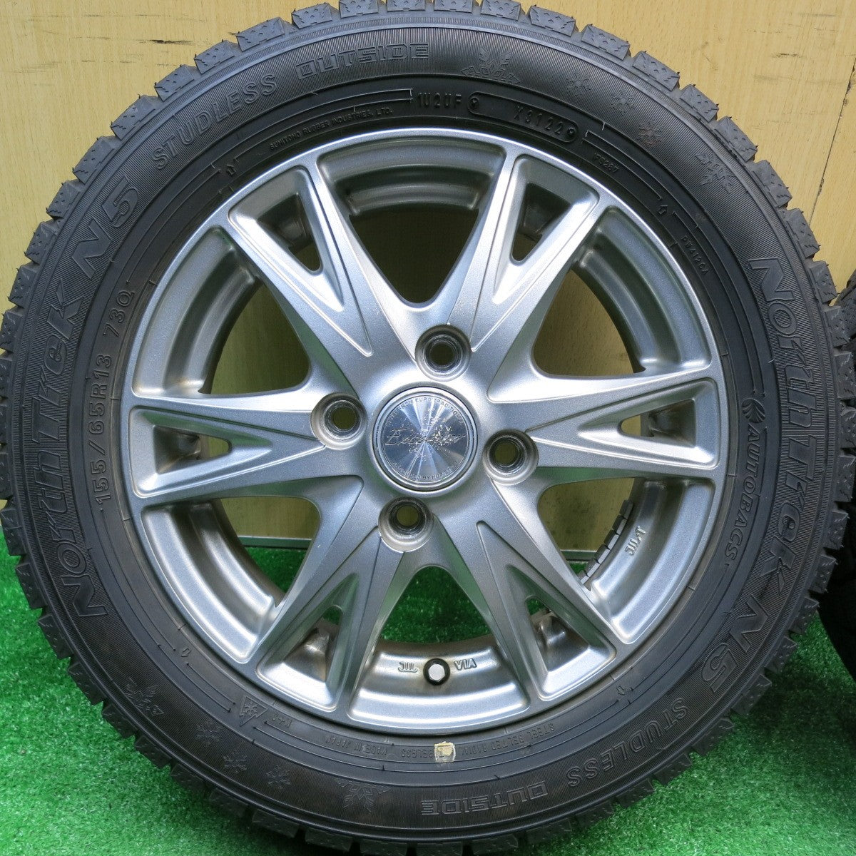 バリ溝！22年！9.5分以上★スタッドレス 155/65R13 オートバックス ノーストレック N5 Exceeder エクシーダー 13インチ PCD100/4H★5122509HAス