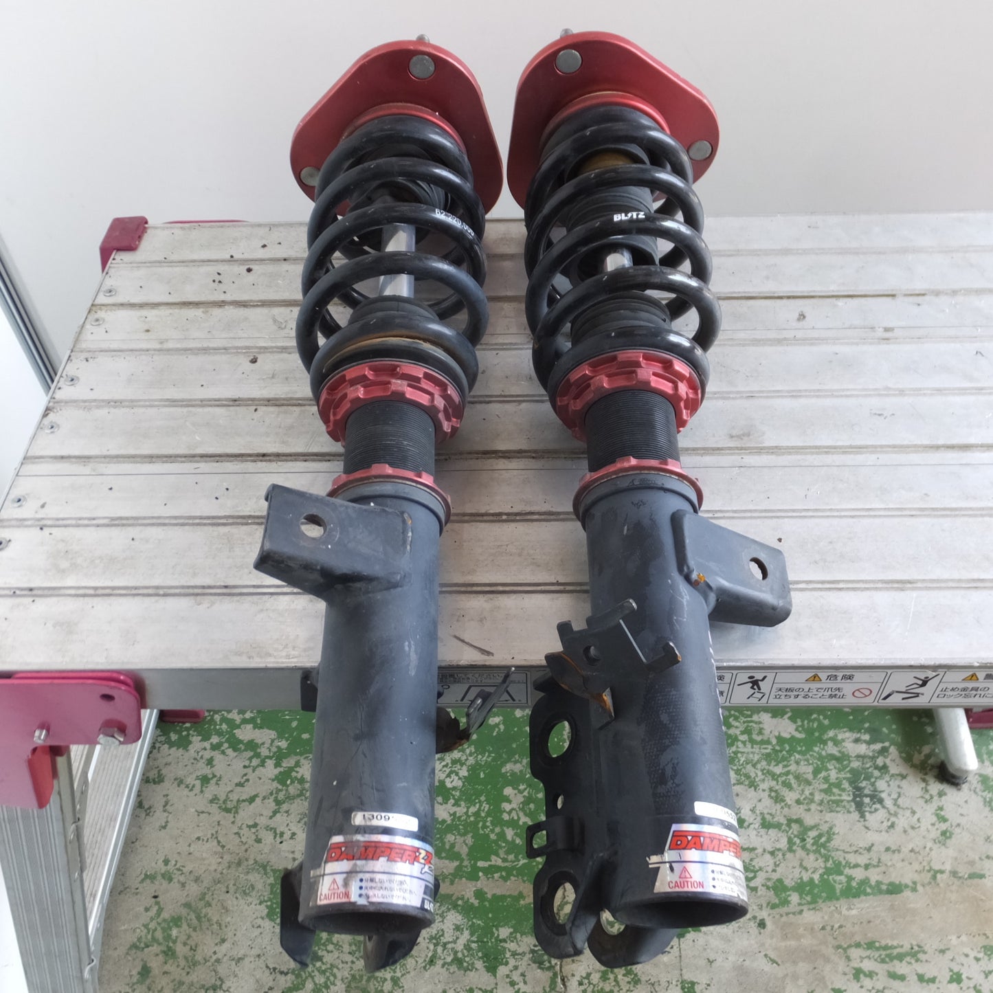 [送料無料] ◆GGH20系 アルファード ヴェルファイア BLITZ サスペンション DAMPER ZZR 車高調 ブリッツ ダンパー ZZ-R 現状品◆