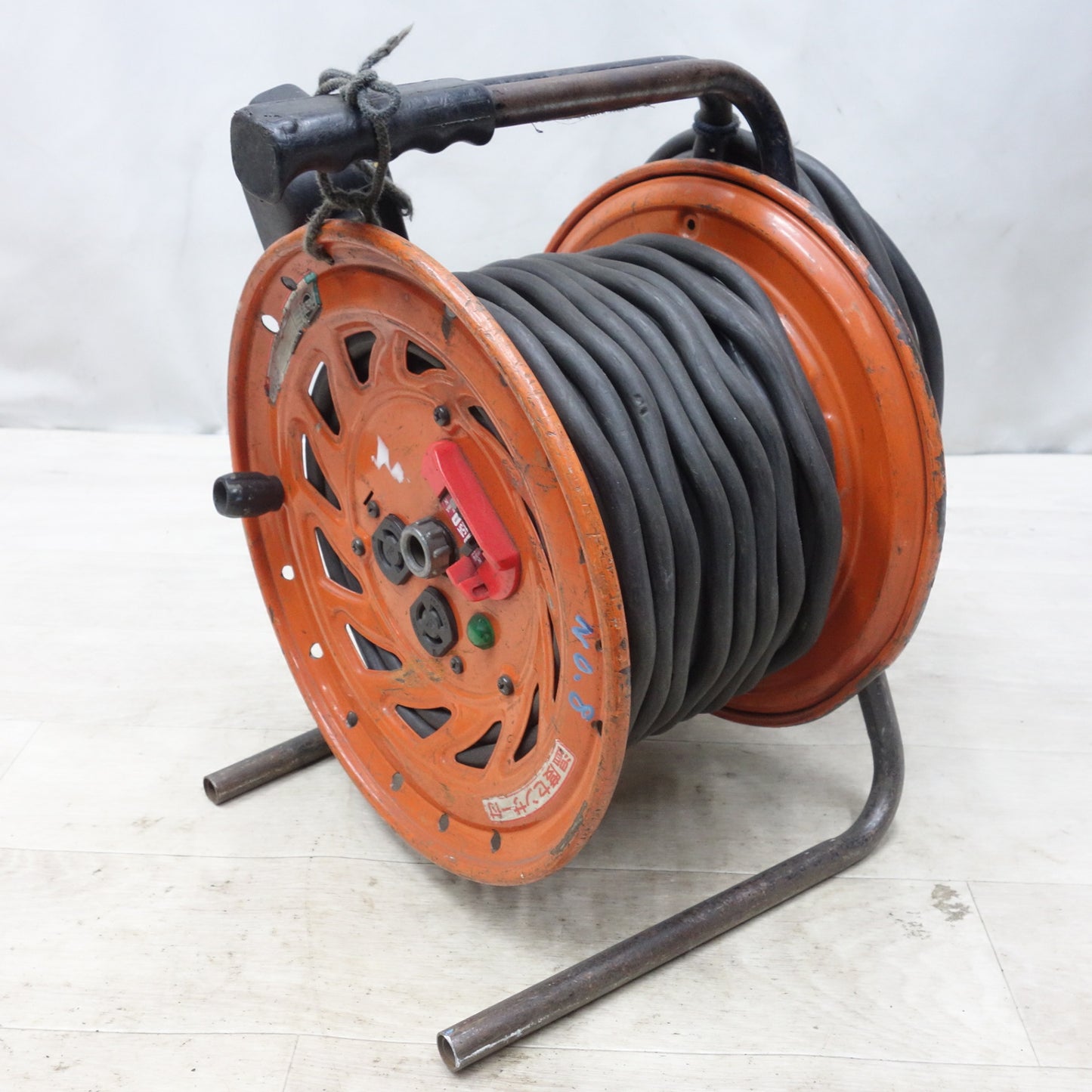 [送料無料] ◆日動 びっくリール 30m RND-EB30S コードリール 電工 ドラム 屋内用 オレンジ 100V◆