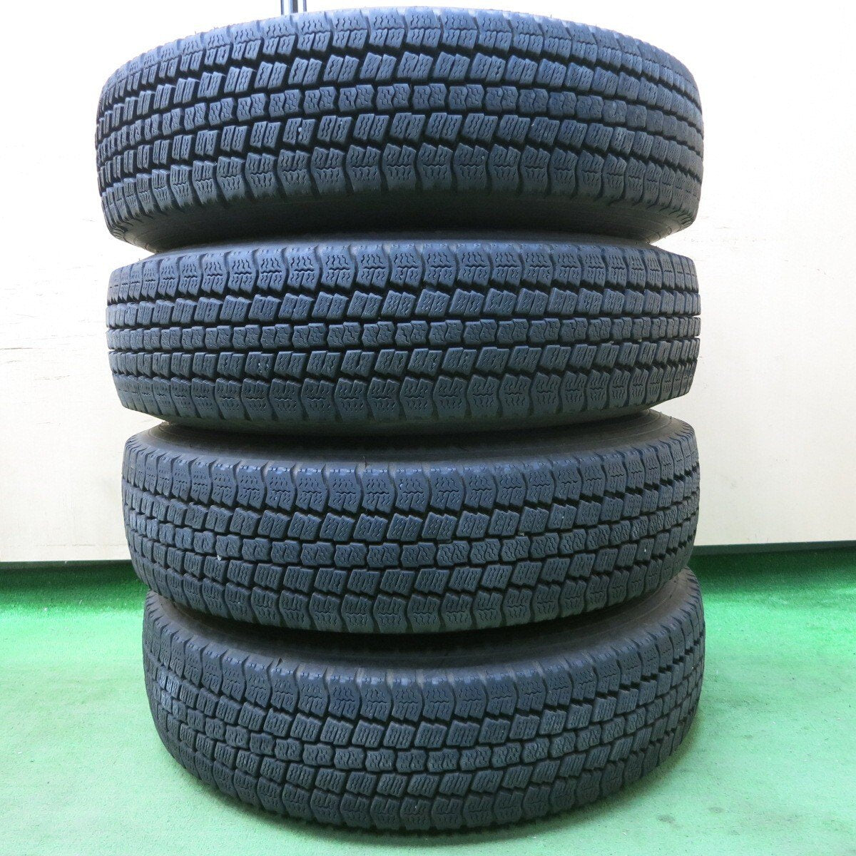4本★トラック 205/80R17.5 スタッドレス トーヨー デルベックス M934 TOPY スチール 115-9CS PCD222.25/6H★5030503ナス