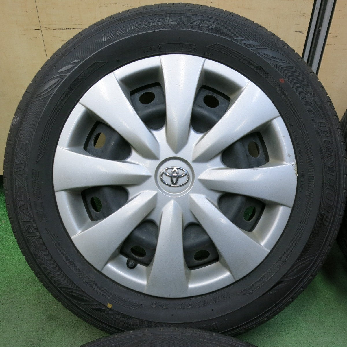 バリ溝！9.5分★トヨタ 140系 カローラ フィールダー 純正 スチール 195/65R15 ダンロップ エナセーブ EC202 15インチ PCD100/4H★5043014SYノ