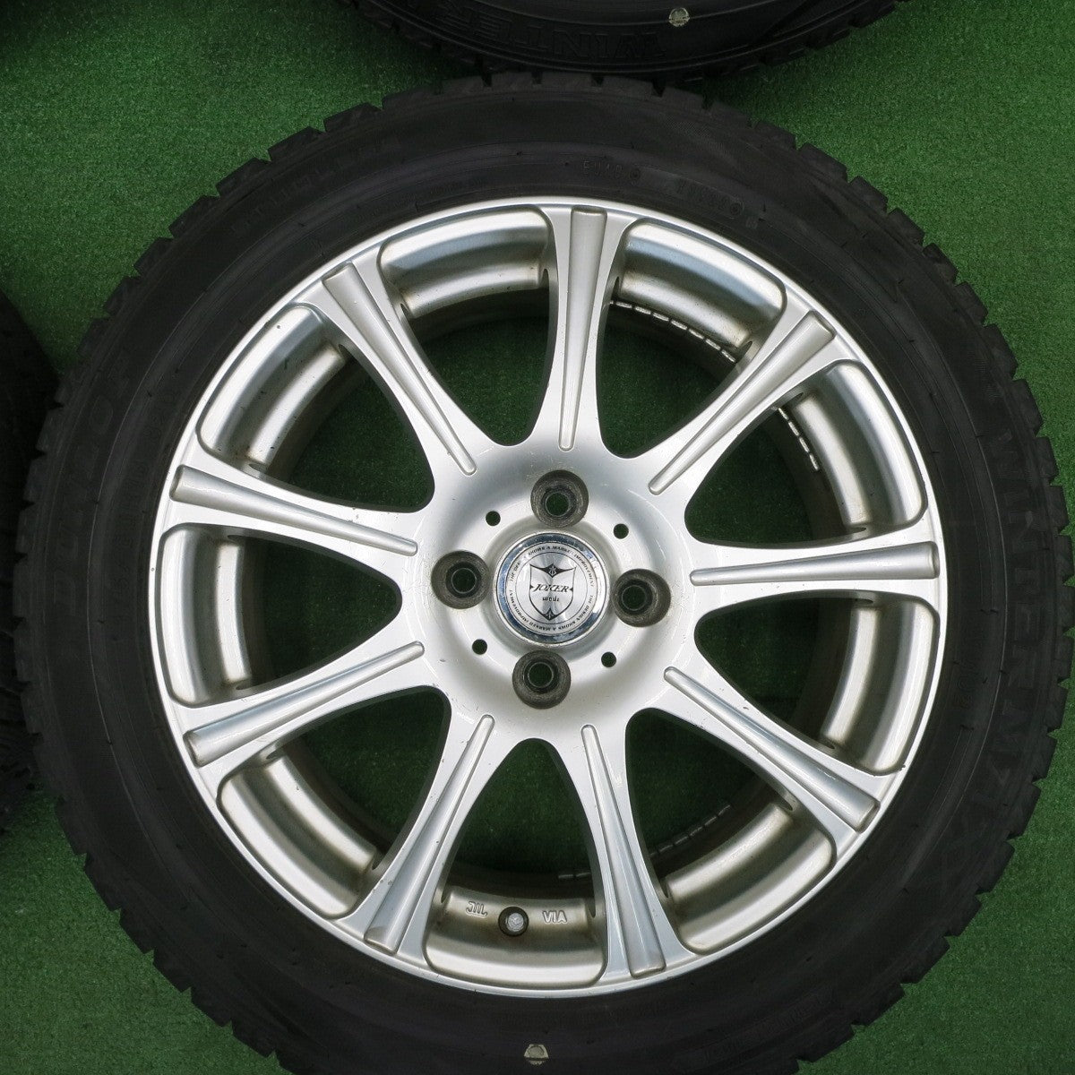 [送料無料] バリ溝！22年！9.5分★スタッドレス 175/60R16 ダンロップ ウインターマックス WM02 JOKER ジョーカー 16インチ PCD100/4H★4120605TNス