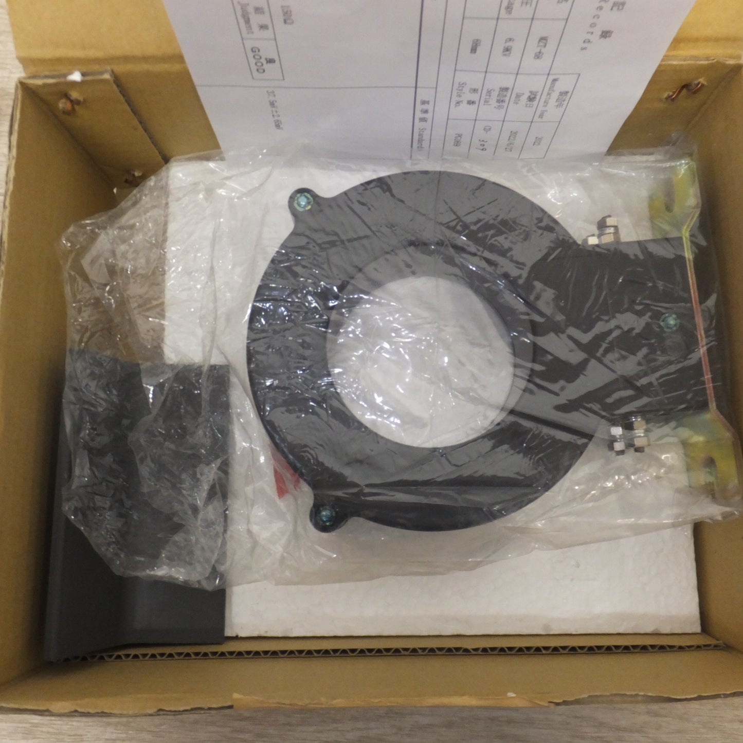 [送料無料] 未使用★三菱 MITSUBISHI MZT形 零相変流器 MZT-68　RATED 400A　VOLTAGE MAX 6.9kV★