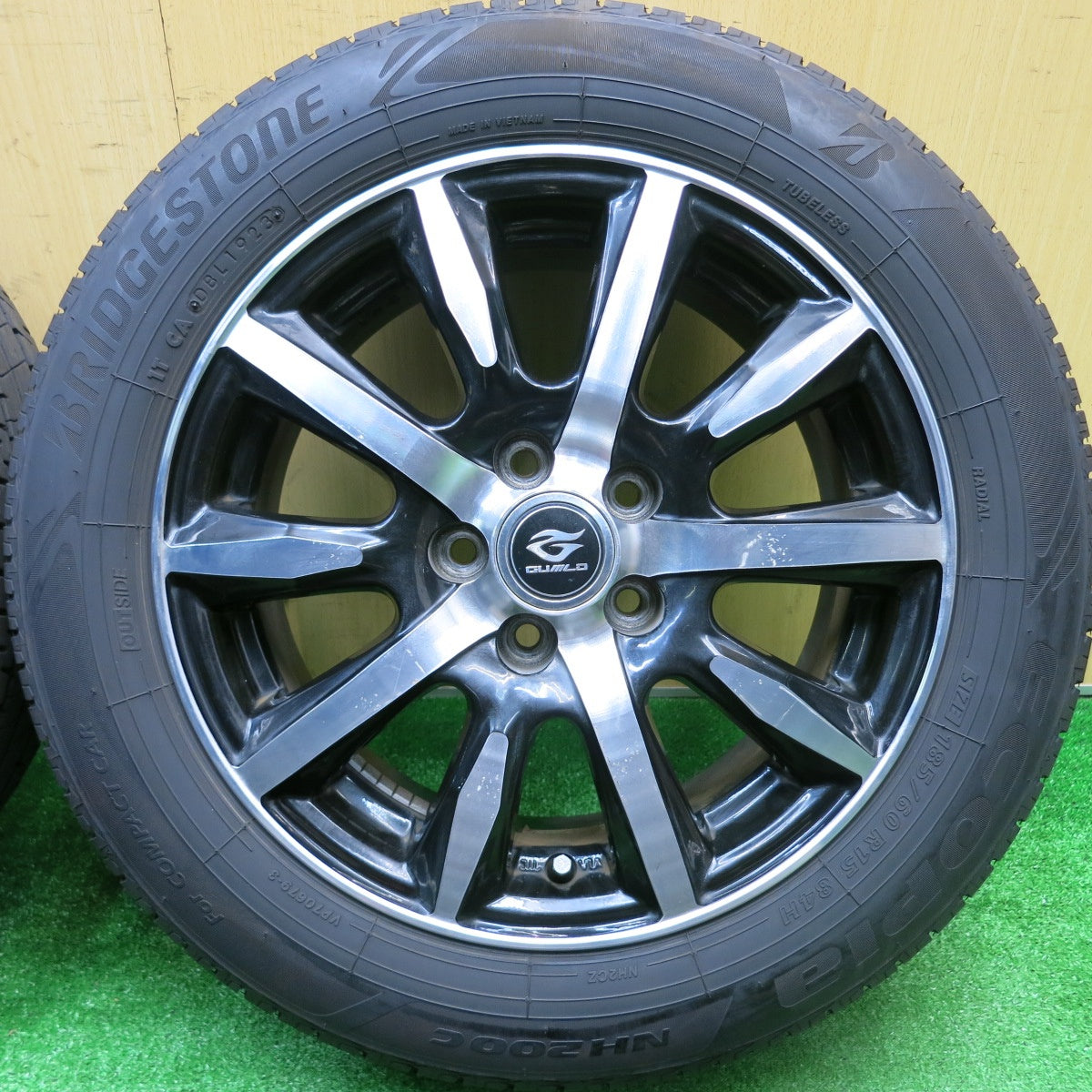 バリ溝！23年！9.5分★シエンタ 等 185/60R15 ブリヂストン エコピア NH200C Weds GUILD 15インチ PCD100/5H★5110620HAノ