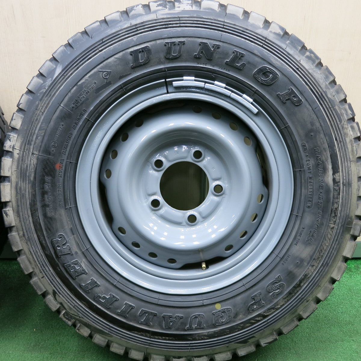 *送料無料* 新車外し★トヨタ 再販 ランクル ピックアップ 純正 スチール 7.50R16 114/112R ダンロップ SP QUALIFIER T.G.21 PCD150/5H★4032406HAノ