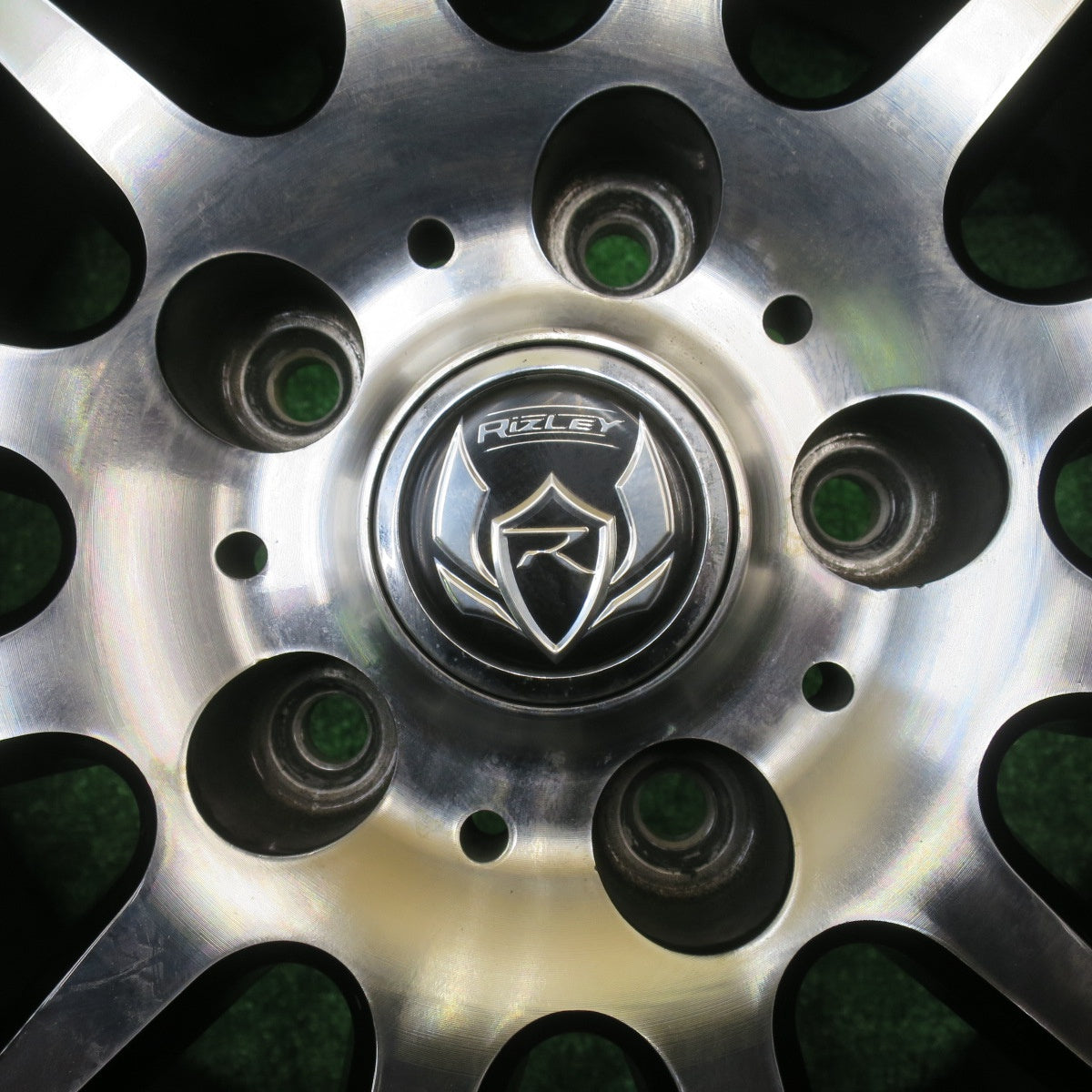 バリ溝！21年！キレイ！9.5分★スタッドレス 215/50R17 ダンロップ ウインターマックス WM02 RiZLEY ライツレー 17インチ PCD114.3/5H★5100801NJス