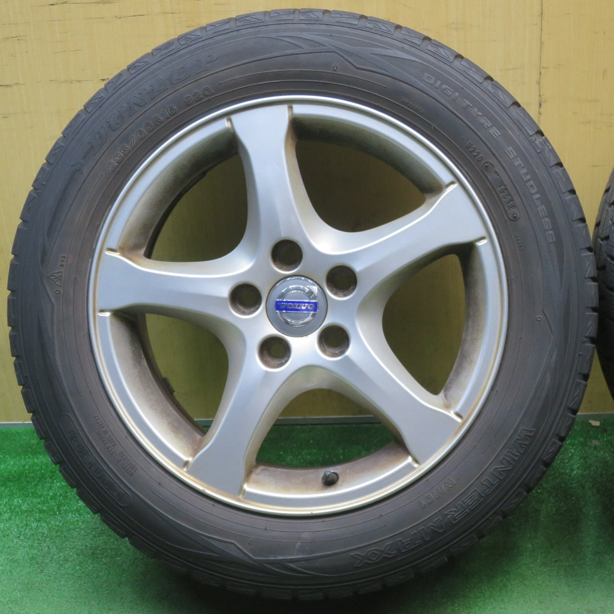 4本価格★ボルボ S60 V60 等 純正 205/60R16 スタッドレス ダンロップ ウインターマックス WM01 16インチ PCD108/5H★6051508NJス