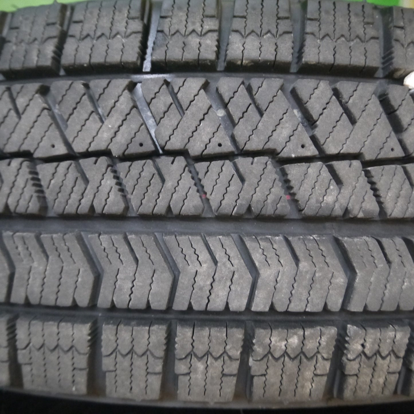 [送料無料] バリ溝！22年！キレイ！9.5分★スタッドレス 175/70R14 ブリヂストン ブリザック VRX2 VELVA SPORTZ ヴェルヴァ 14インチ PCD100/4H★5021401Hス