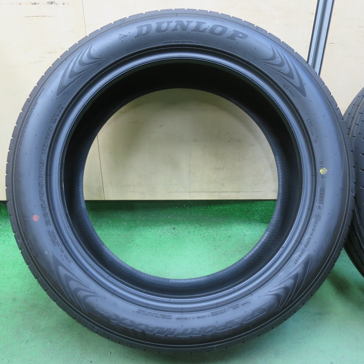 新車外し！25年★225/55R19 ダンロップ SPスポーツマックス 060 タイヤ 19インチ 40系 ヴェルファイア アルファード 等★5101405イノタ