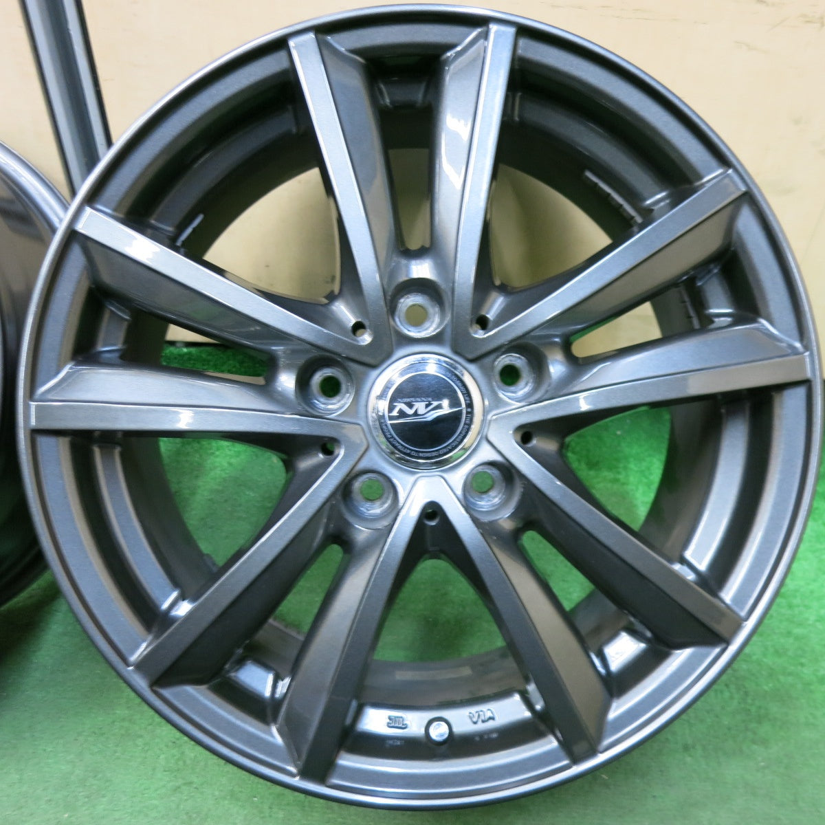 [送料無料] キレイ★NIRVANA NV weds 16インチ ホイール 16×6.5J ニルバーナ ニルヴァーナ ウェッズ PCD114.3/5H★5012806SYホ
