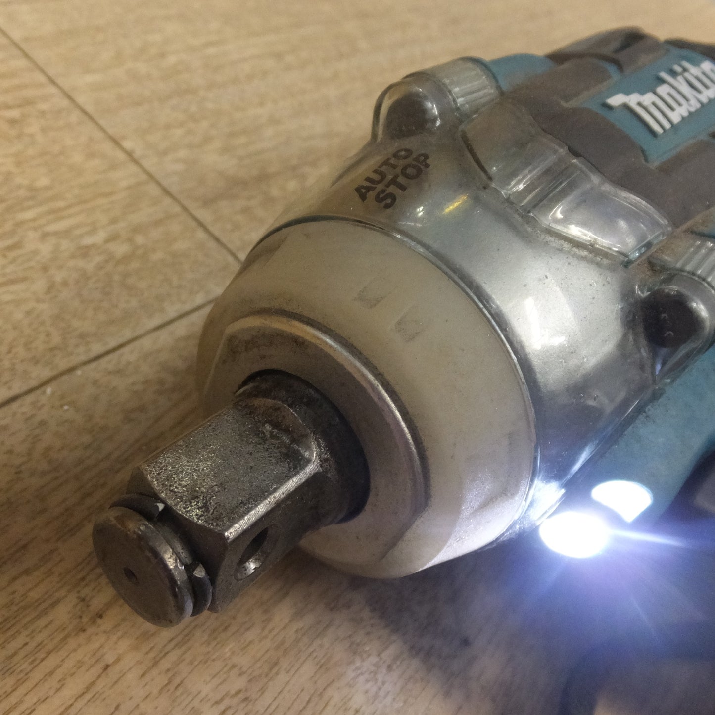 [送料無料] ★マキタ makita 充電式インパクトレンチ TW284D　バッテリ BL1440　セット★