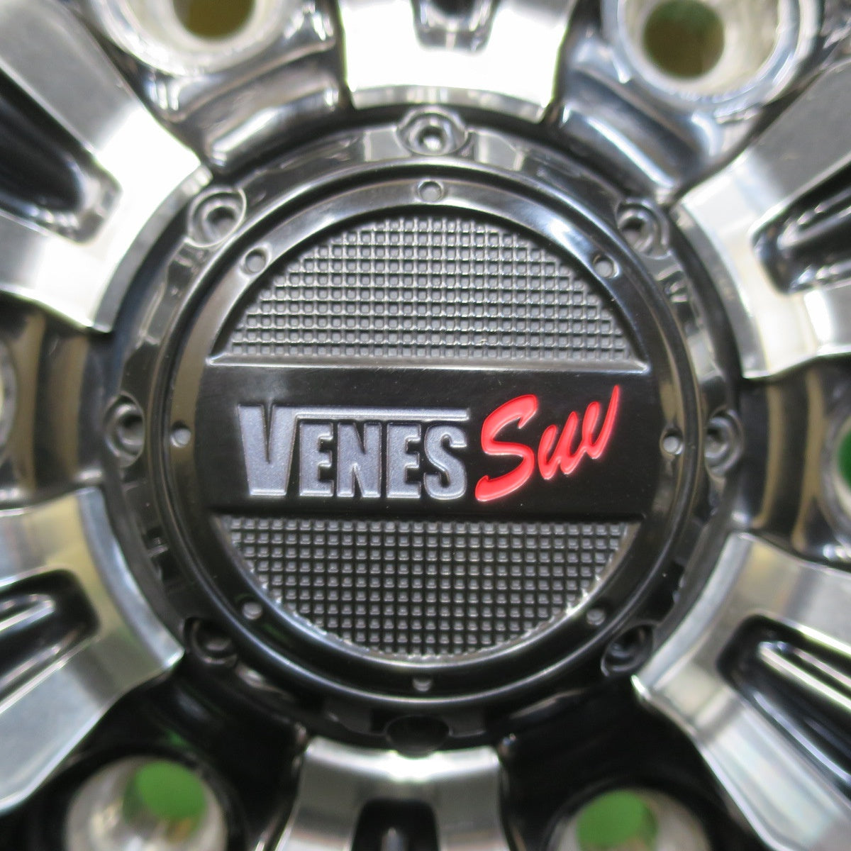 [送料無料] バリ溝！キレイ！9.5分★スタッドレス 195/80R15 107/105L ブリヂストン ブリザック VL1 VENES Suv ヴェネス 15インチ PCD139.7/6H★5021504イス