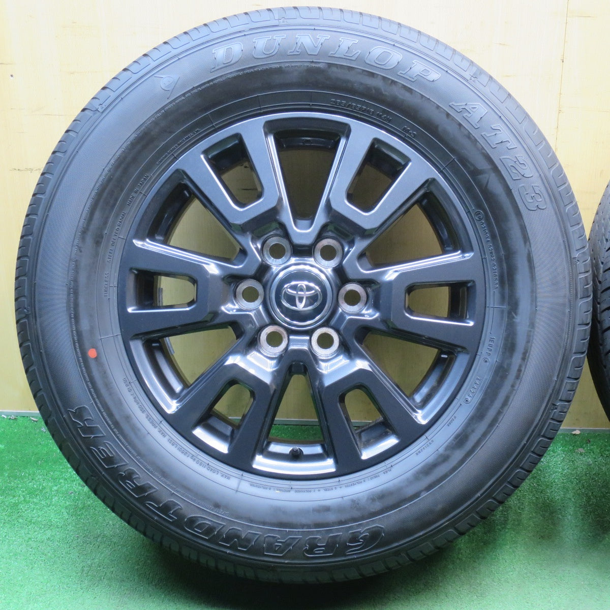 新車外し！24年★トヨタ ランクル 250 VX 純正 265/65R18 ダンロップ AT23 グラントレック 18インチ PCD139.7/6H★6051307NJノ