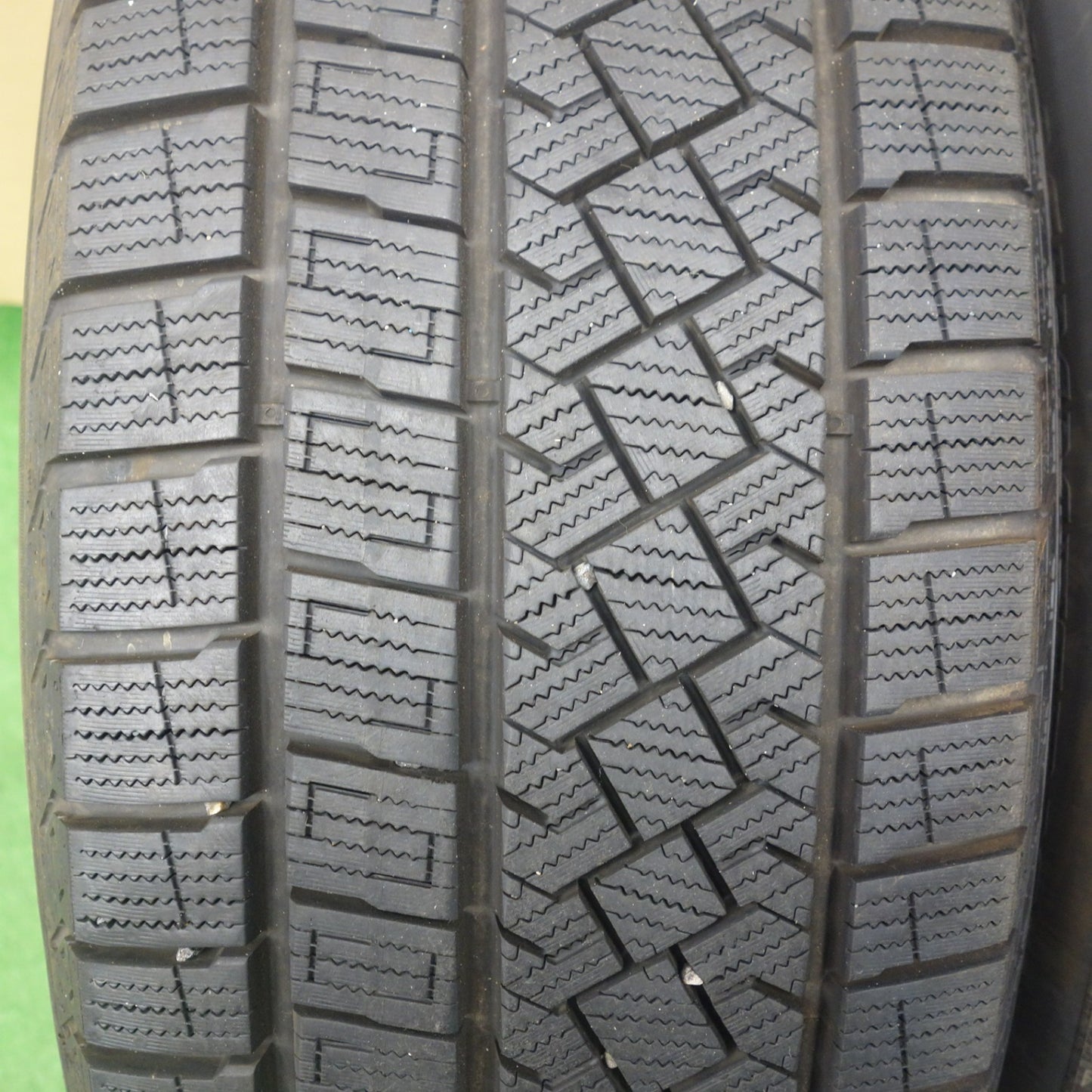 バリ溝！25年！キレイ！9.5分以上★スタッドレス 225/60R17 ピレリ アイスゼロ アシンメトリコ ESTROSA EST-8S エステローザ 17インチ PCD114.3/5H★6050201KTス