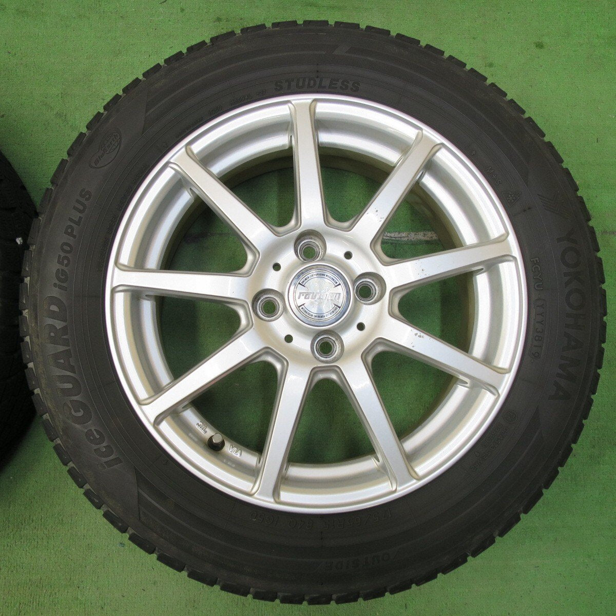 4本価格★スタッドレス 175/65R15 ヨコハマ アイスガード iG50 プラス ravrion ラブリオン 15インチ PCD100/4H★5021101イス