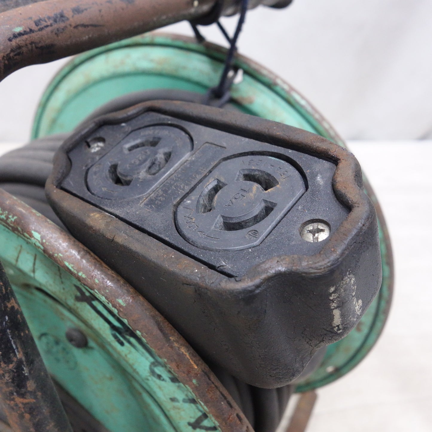 [送料無料] ◆日動 びっくリール 30m RND-EK30SL コードリール 電工 ドラム 屋内型 温度センサー付 ブレーカー付 ロック 引掛 式 緑 グリーン 100V②◆