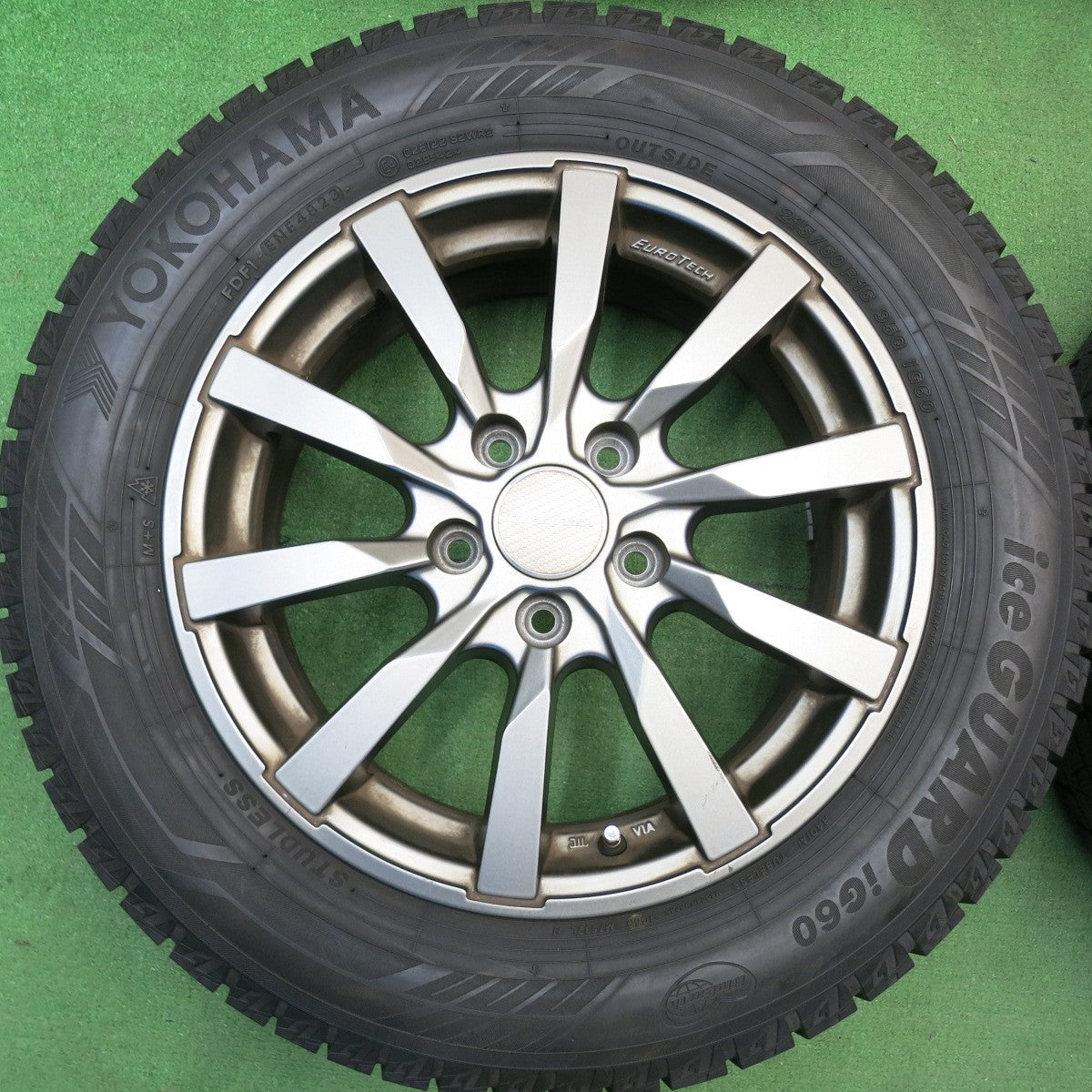 超バリ溝！24年！ほぼ10分★ワーゲン 等 EUROTECH GAYA10 215/60R16 スタッドレス ヨコハマ アイスガード iG60 16インチ ユーロテック ガヤ10 PCD112/5H★6040505HAス