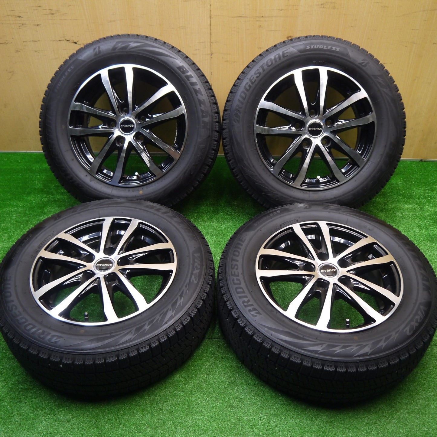 バリ溝！23年！9分★スタッドレス 195/65R15 ブリヂストン ブリザック VRX2 evance HA1 エヴァンス 15インチ PCD114.3/5H★5101408Hス