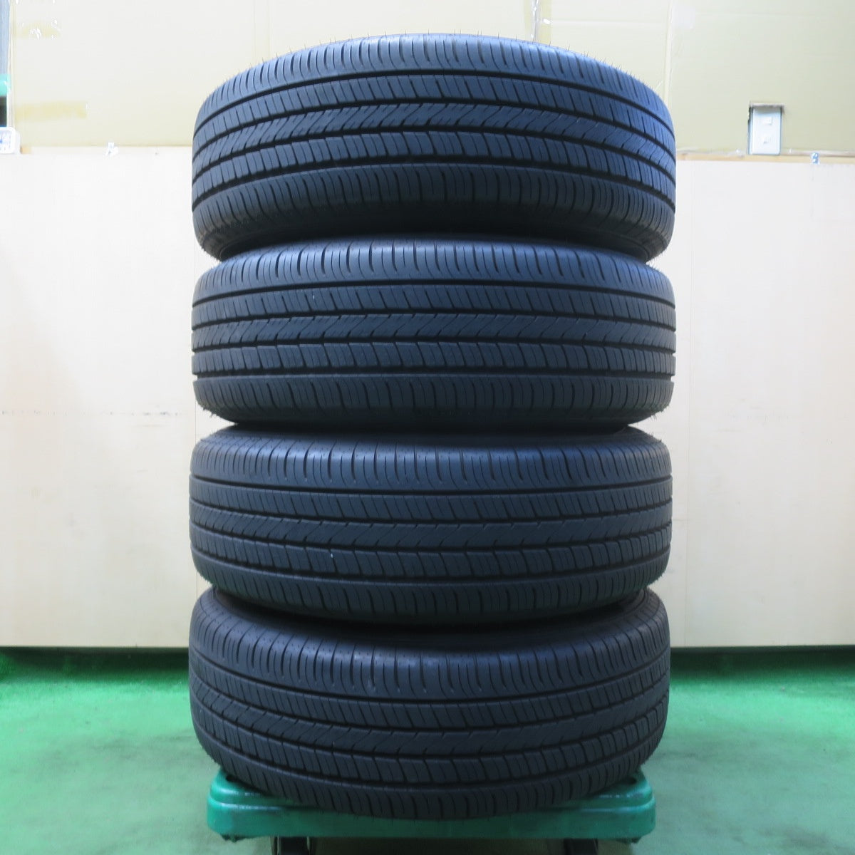 [送料無料] タイヤほぼ未使用！24年！キレイ★マツダ CX-5 純正 225/65R17 ダンロップ グラントレック PT5 17インチ CX5 PCD114.3/5H★5031802イノ