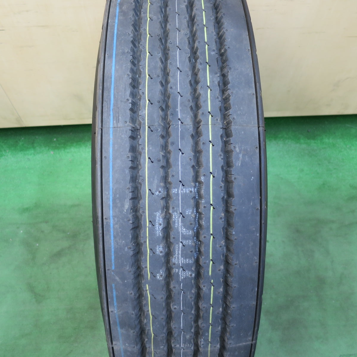 未使用！1本★トラック タイヤ 225/90R17.5 127/125L トーヨー Hyparadial M125ZB 17.5インチ★5041606イノタ