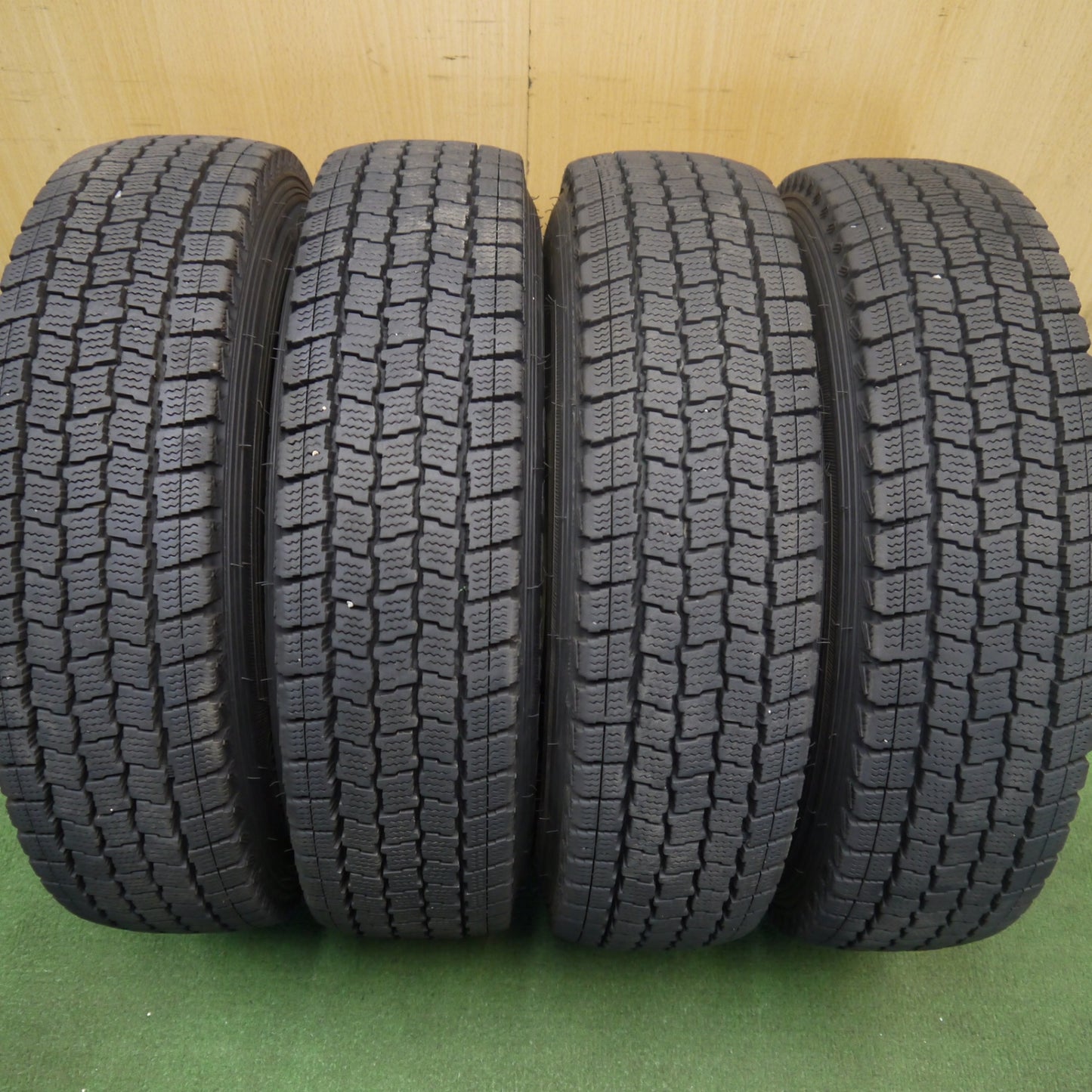 バリ溝！22年！9分◎スタッドレス 145/80R12 80/78N グッドイヤー アイスナビ CARGO スチール ホイール 12インチ PCD100/4H◎6081201Hス