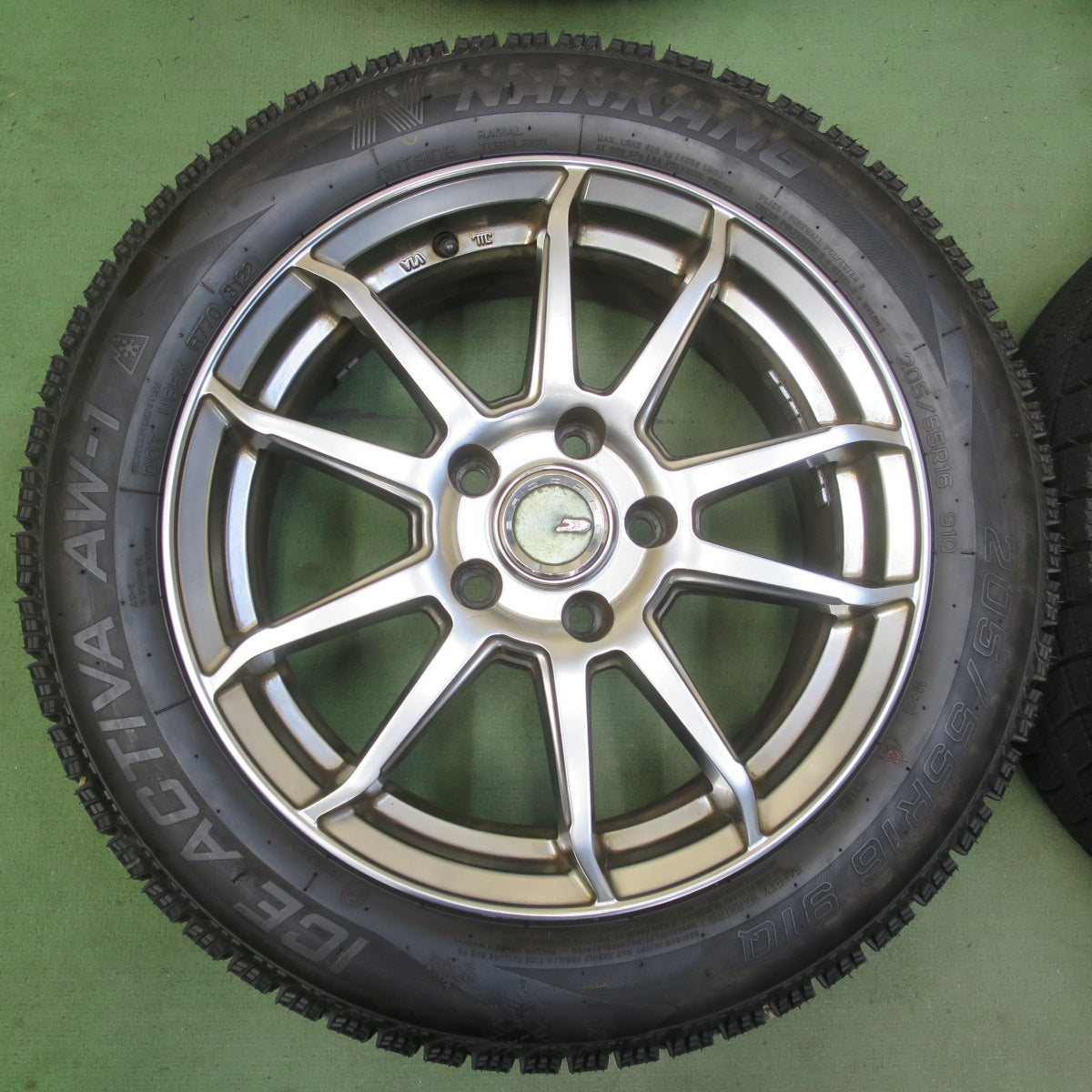 バリ溝！22年！ほぼ10分◎BMW MINI 等 205/55R16 スタッドレス ナンカン アイスアクティバ AW-1 BROCKEN ブロッケン 16インチ PCD112/5H◎6061506イス