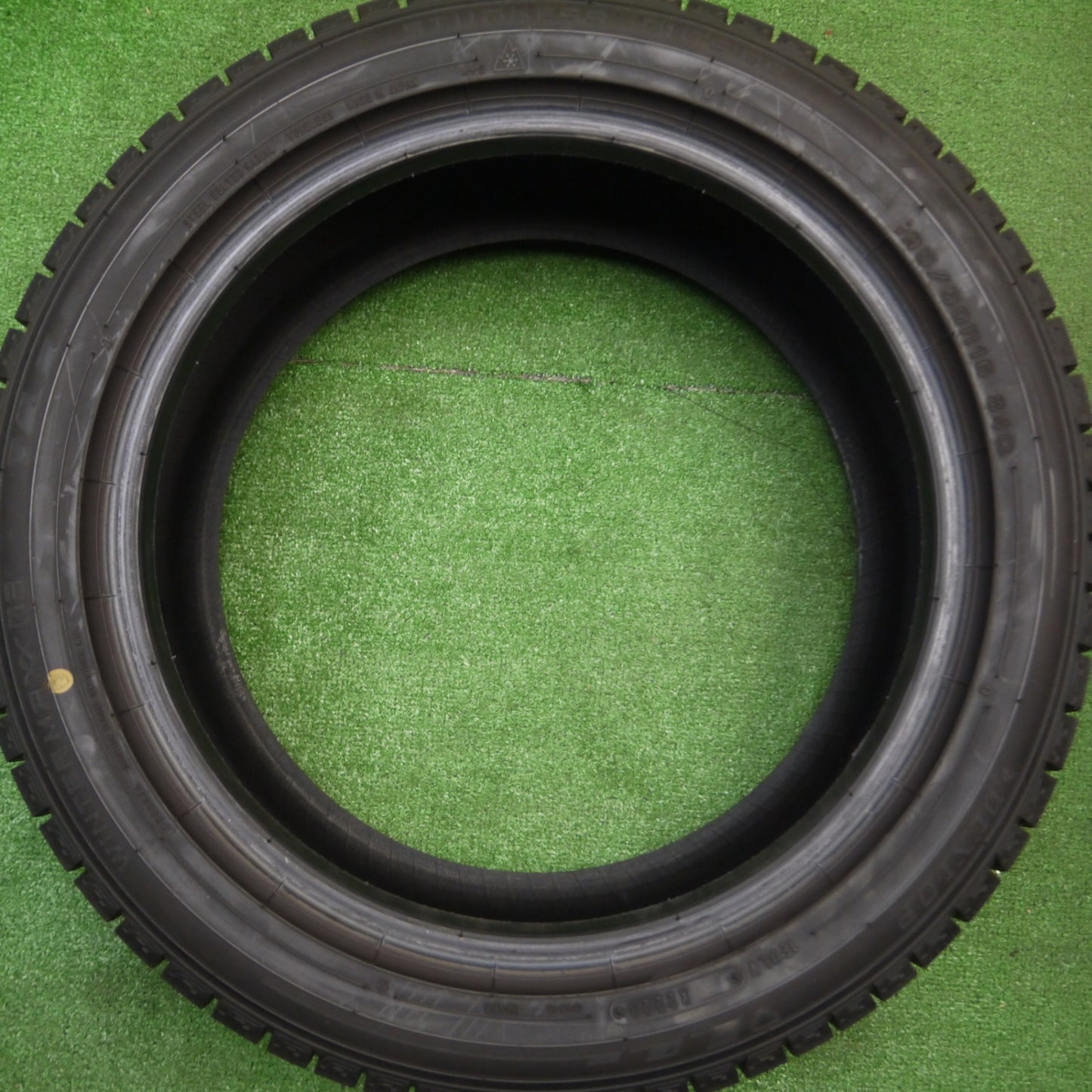 [送料無料] バリ溝！23年！9.5分★スタッドレス 195/50R16 ダンロップ ウインターマックス03 タイヤ 16インチ アクア ヴィッツ シエンタ スイフト等★4112004Hスタ