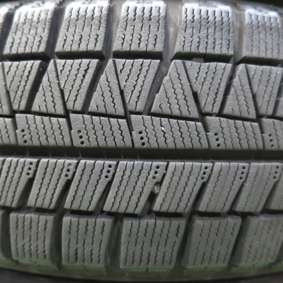 バリ溝！キレイ！8.5分★スタッドレス 155/65R14 ブリヂストン ブリザック REVO GZ TOPRUN トップラン 14インチ PCD100/4H★5032201イス