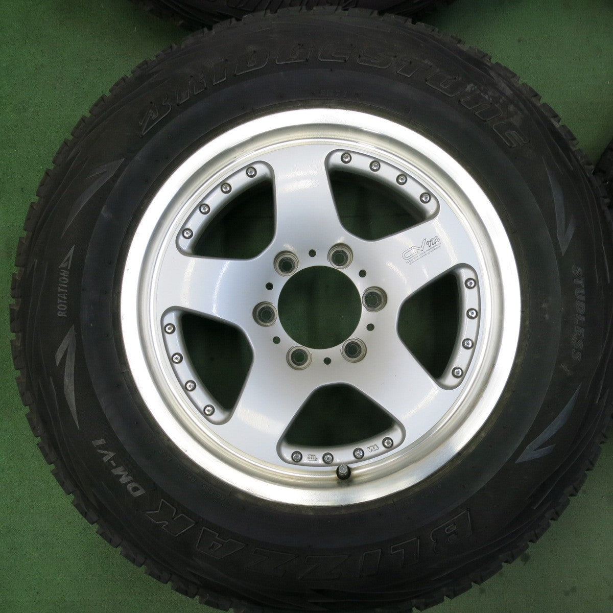 バリ溝！8.5分★スタッドレス 265/65R17 ブリヂストン ブリザック DM-V1 CV928 社外 アルミ 17インチ PCD139.7/6H★5082201SKス