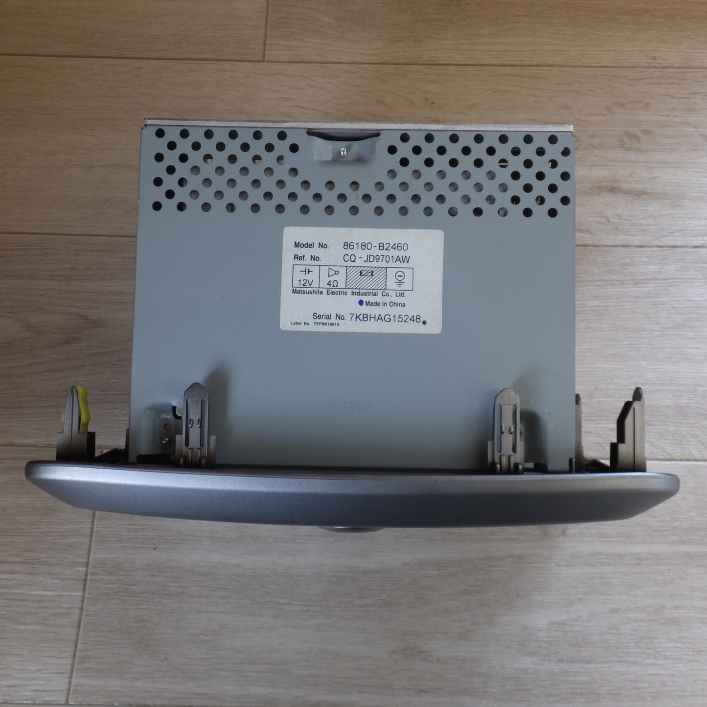[送料無料] キレイ 現状品★ダイハツ DAIHATSU 純正 タント L375S L385S カーオーディオ 86180-B2460★