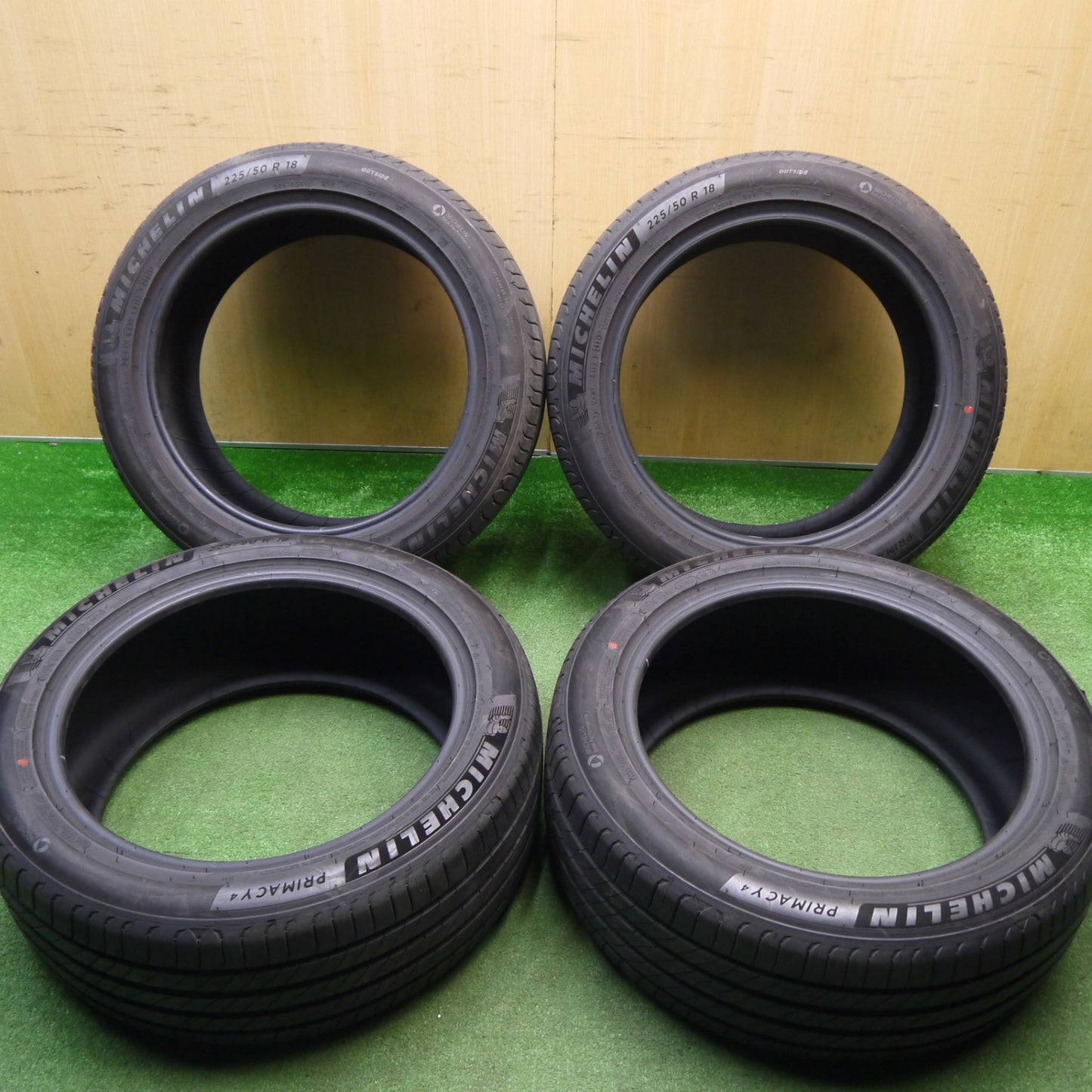 ほぼ新車外し！24年★225/50R18 ミシュラン プライマシー4 PRIMACY4 タイヤ 18インチ カローラクロス C-HR ヴェゼル エスティマ 等★5121702Hノタ