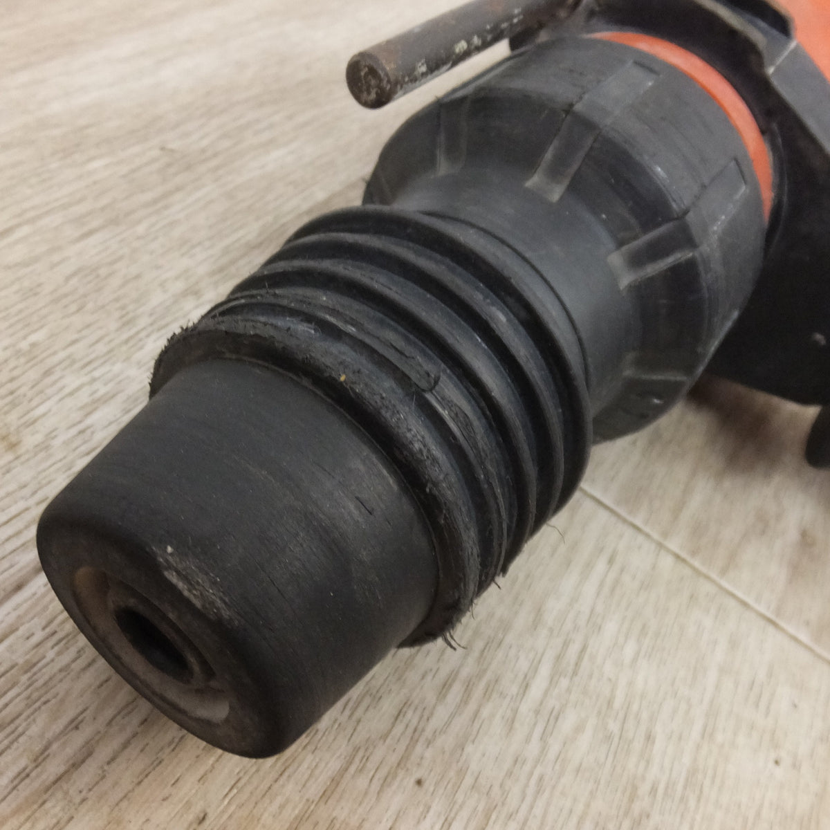 ★ヒルティ HILTI ロータリーハンマードリル TE24　100V 740W 50/60Hz★