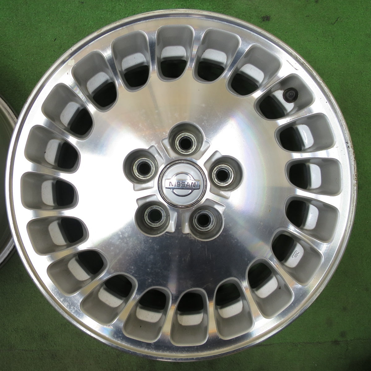 4本価格★日産 Y33 シーマ 純正 ホイール 16インチ 16×7JJ PCD114.3/5H★6052903NGホ