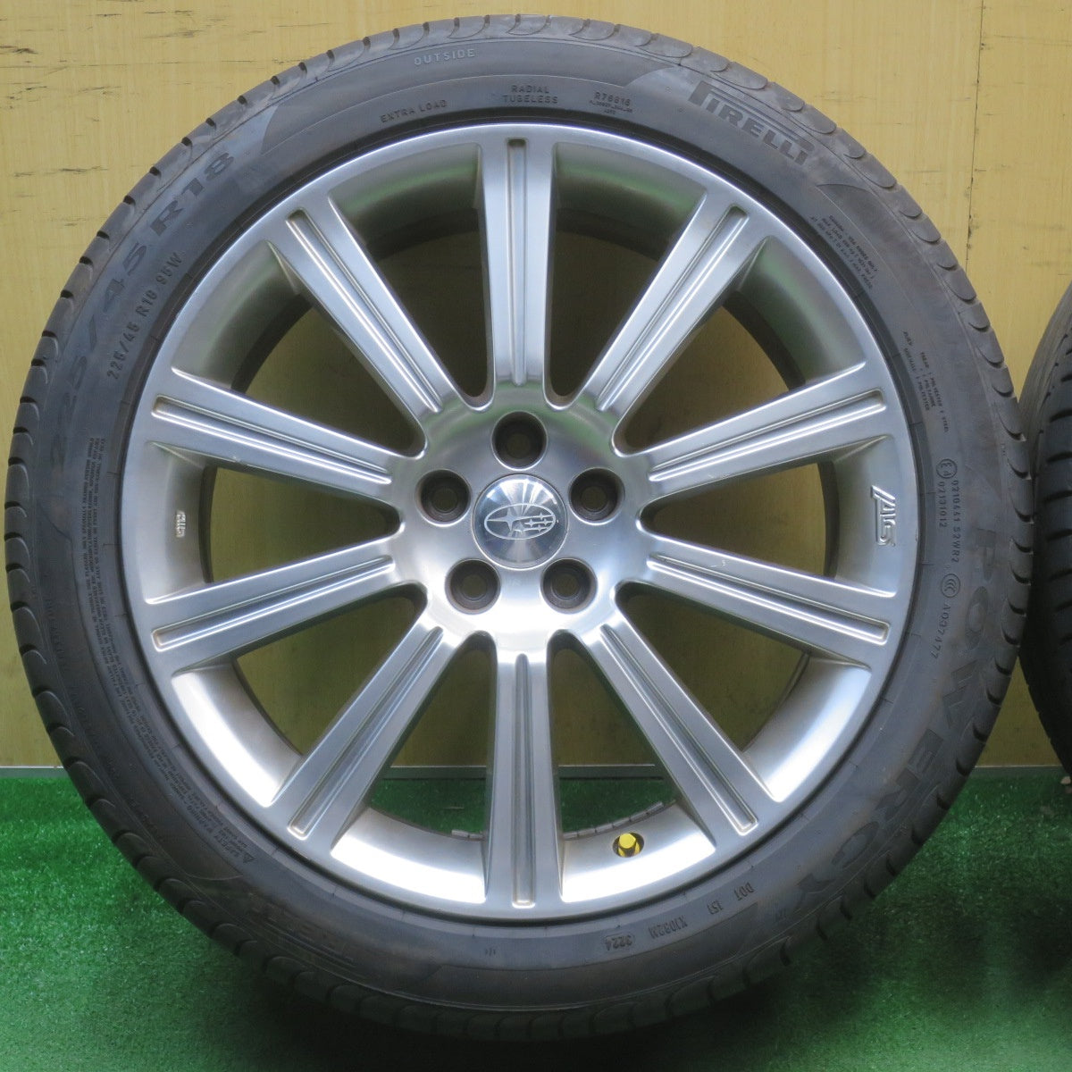バリ溝！24年！8.5分★スバル SG9 フォレスター STi 純正 225/45R18 ピレリ POWERGY パワジー 18インチ PCD100/5H★6042705NJノ