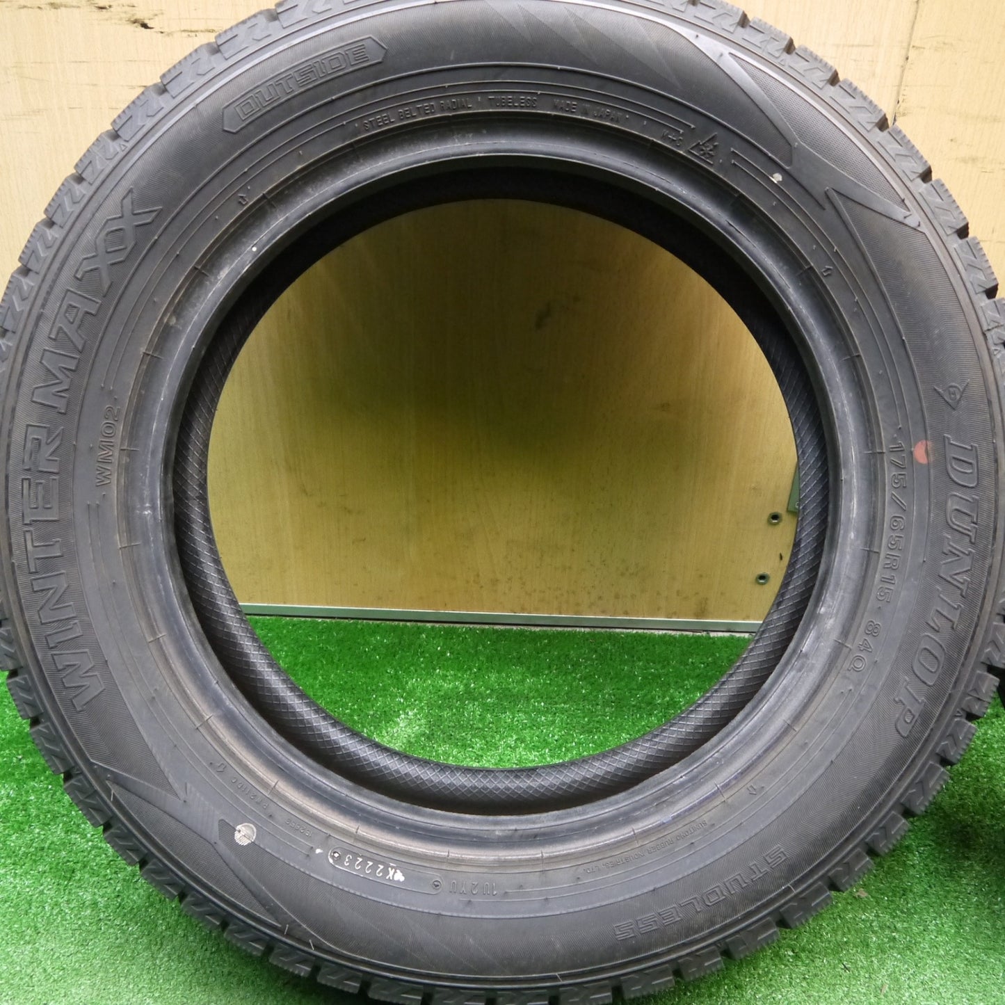 バリ溝！23年！9.5分★スタッドレス 175/65R15 ダンロップ ウインターマックス WM02 タイヤ 15インチ ヤリス アクア ヴィッツ 等★5120501Hスタ