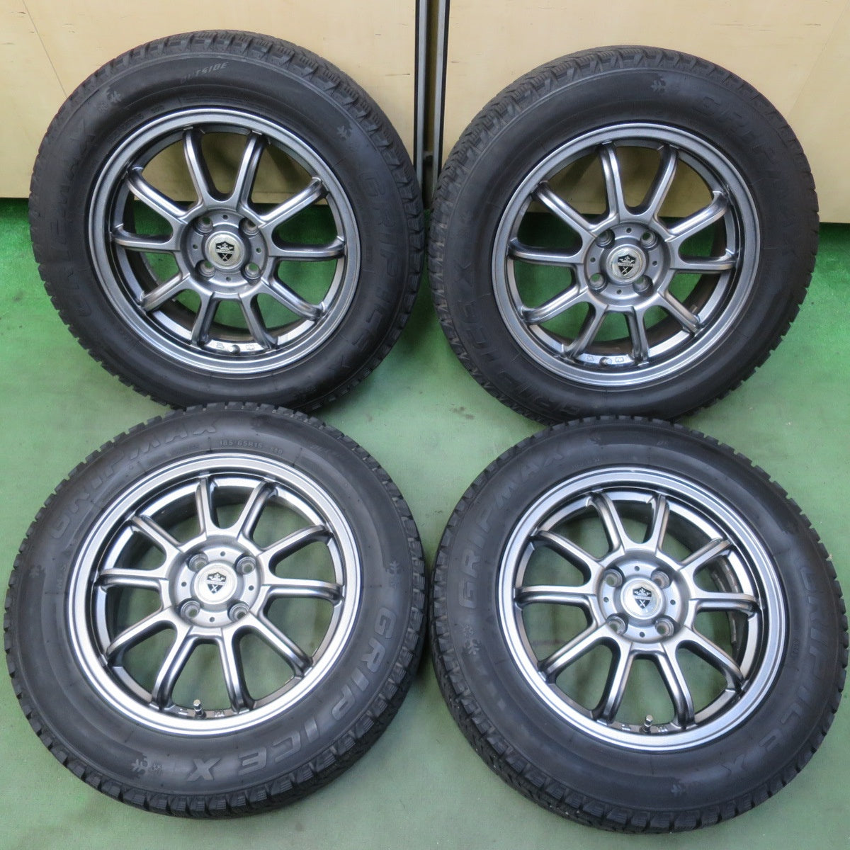 キレイ！22年◎スタッドレス 185/65R15 グリップマックス GRIP ICE X ESTROSA エステローザ 15インチ PCD100/4H◎6081608イス