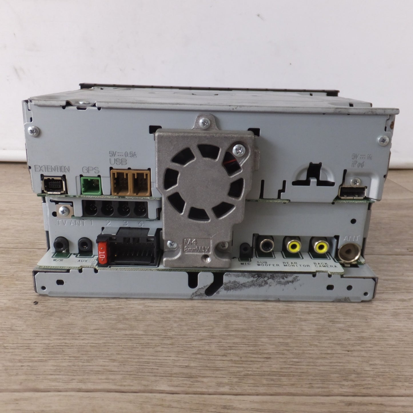 [送料無料] ★カロッツェリア carrozzeria AV一体型メモリーナビゲーション AVIC-RW800-D(1)★