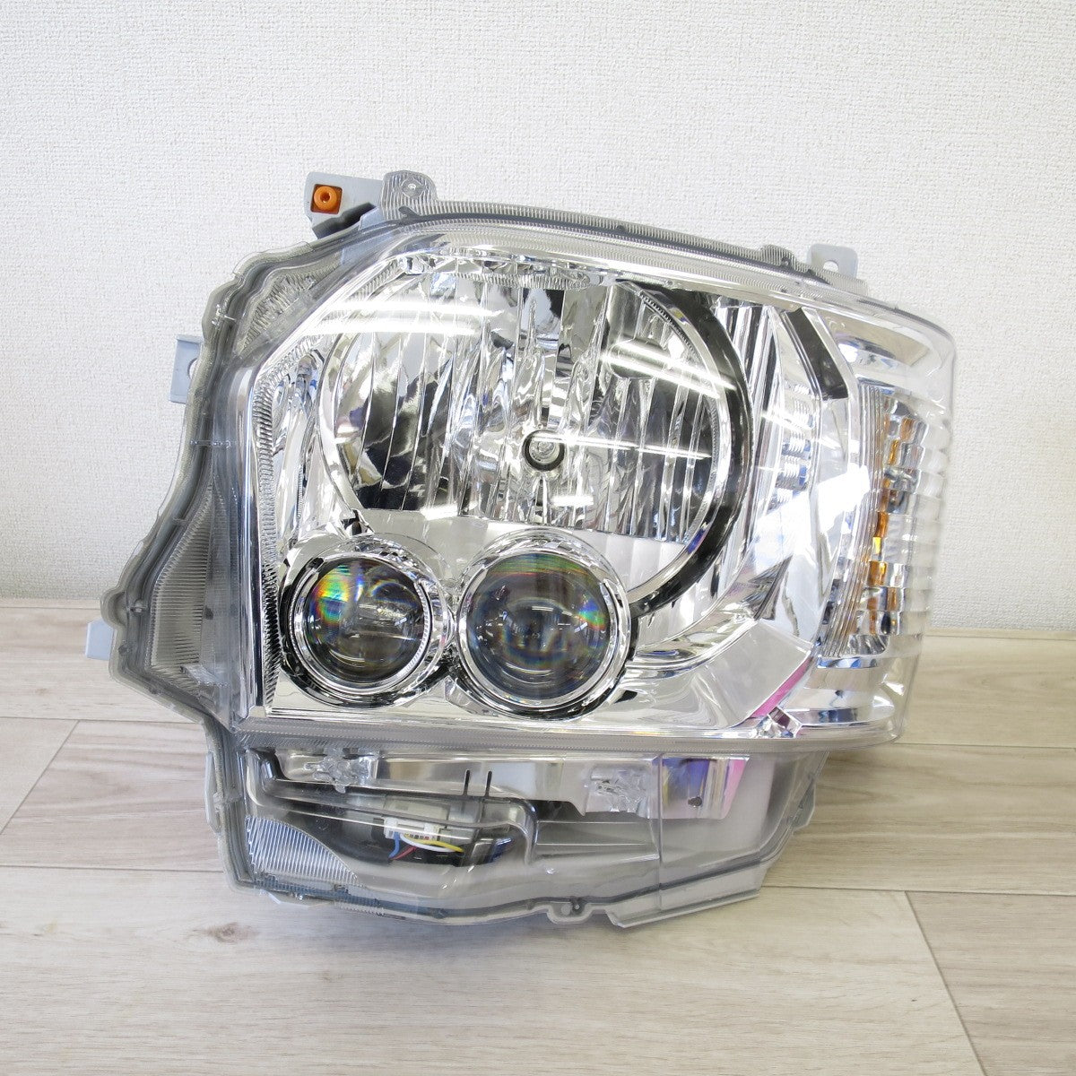[送料無料] 新車外し！左右セット！コンピューター付き◇トヨタ 200系 ハイエース ダークプライム 純正 LED ヘッドライト ヘッドランプ 照明 TOYOTA L R KOITO 26-137◇