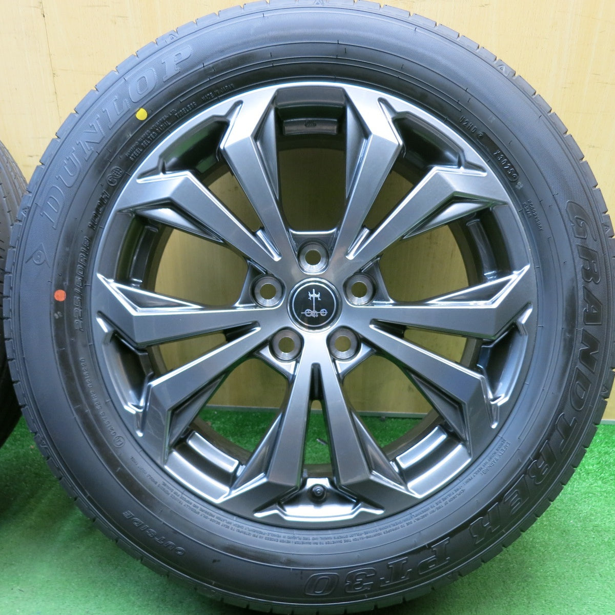 新車外し！25年◎トヨタ RAV4 Gグレード 光岡 自動車 バディ 純正 225/60R18 ダンロップ グラントレック PT30 18インチ PCD114.3/5H◎6071205HAノ