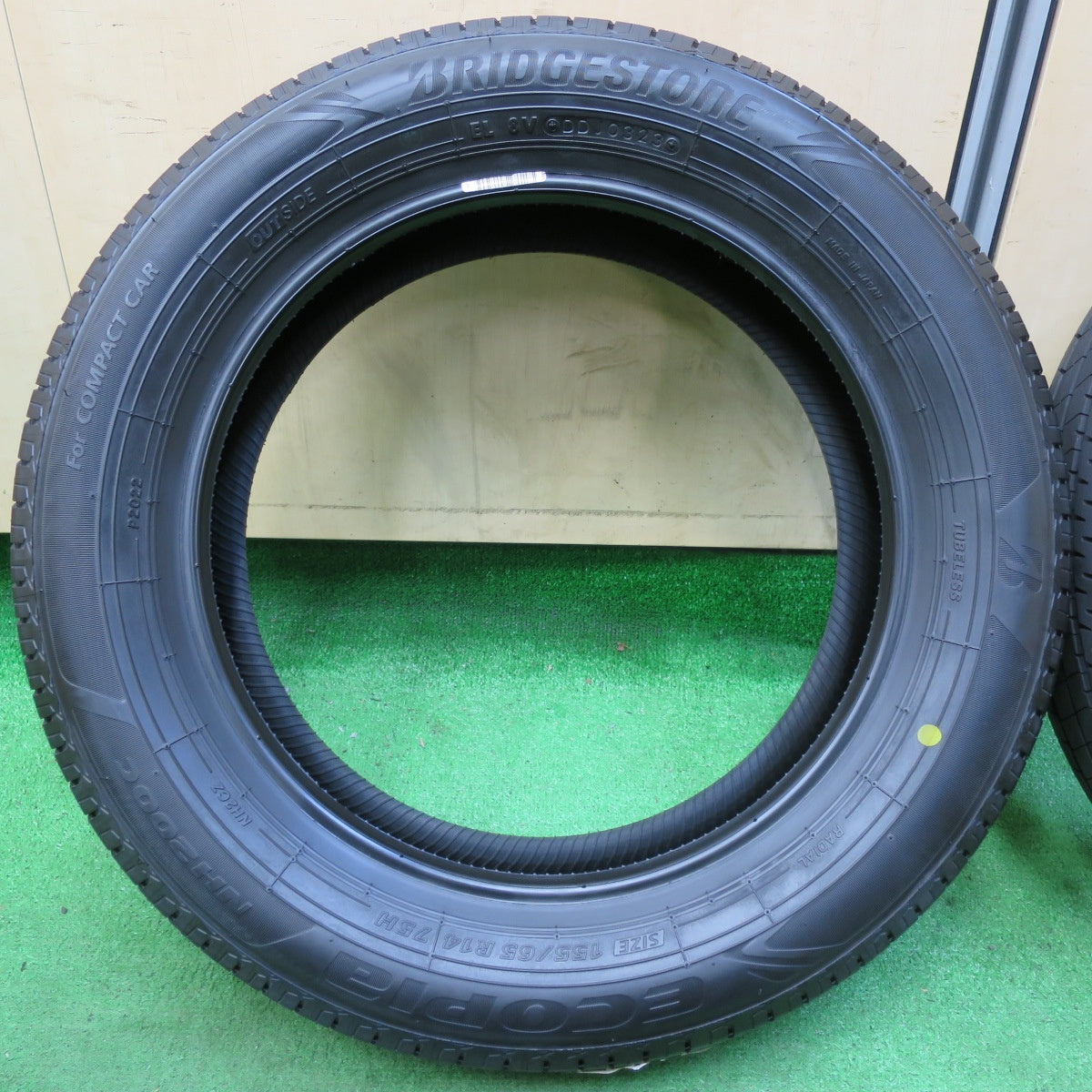 *送料無料* 1本未使用！バリ溝！23年！9分★155/65R14 ブリヂストン エコピア NH200C タイヤ 14インチ N-BOX タント スペーシア ルークス等★4072205イノタ