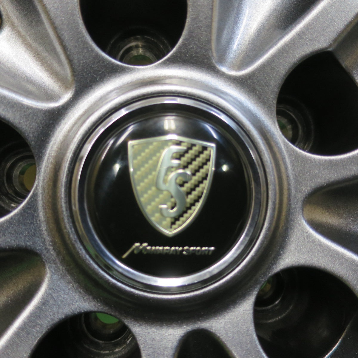 バリ溝！キレイ！9.5分★スタッドレス 235/50R18 ダンロップ ウインターマックス WM02 MANARAY SPORT マナレイ スポーツ 18インチ PCD114.3/5H★5110503イス