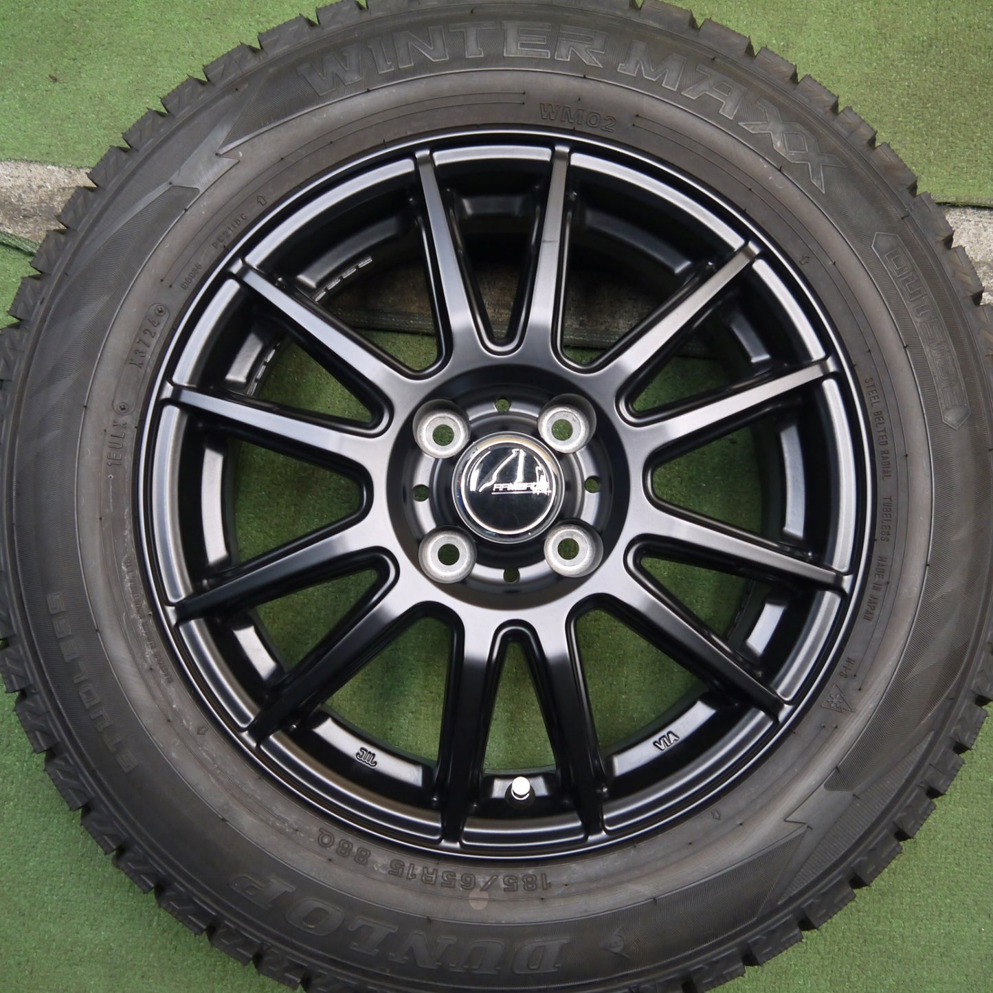 バリ溝！24年！キレイ！9.5分以上★スタッドレス 185/65R15 ダンロップ ウインターマックス WM02 RANBROS ランブロス 15インチ PCD100/4H★5093006Hス