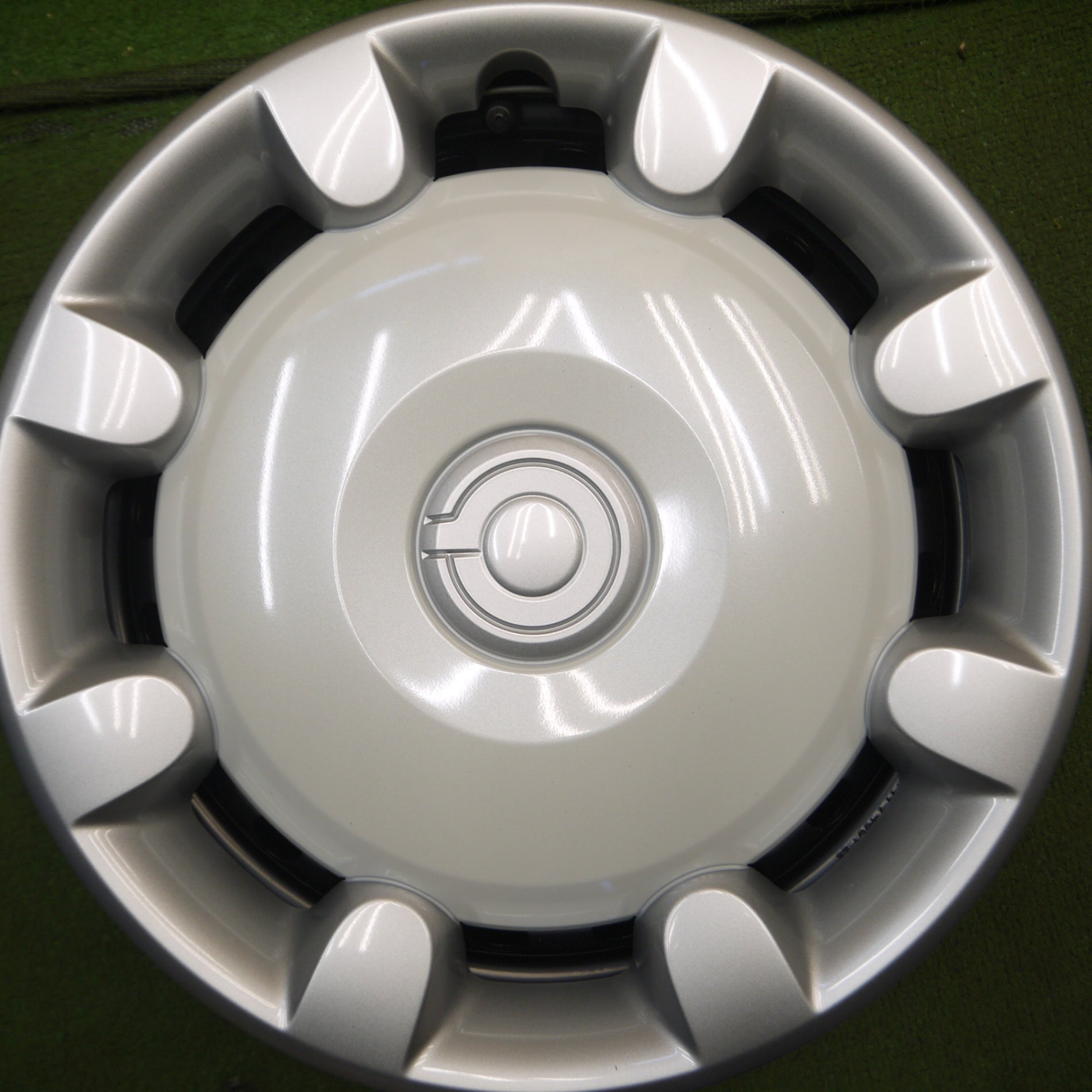 送料無料* ホイールキャップ未使用！新車外し☆ダイハツ LA800S ムーヴ